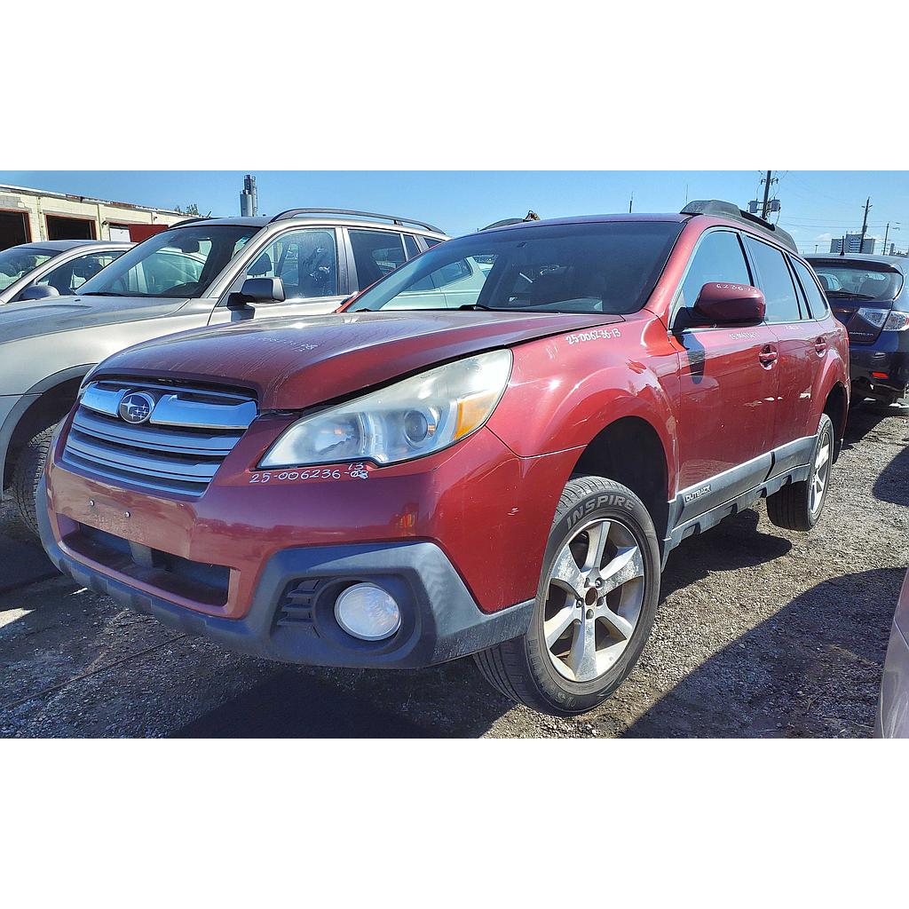 SUBARU OUTBACK 2013