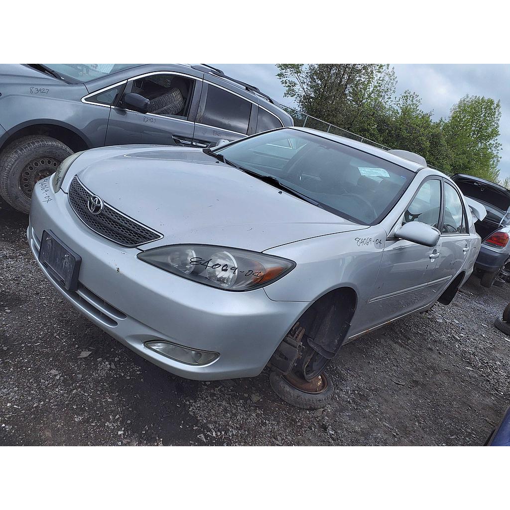 TOYOTA CAMRY 2004