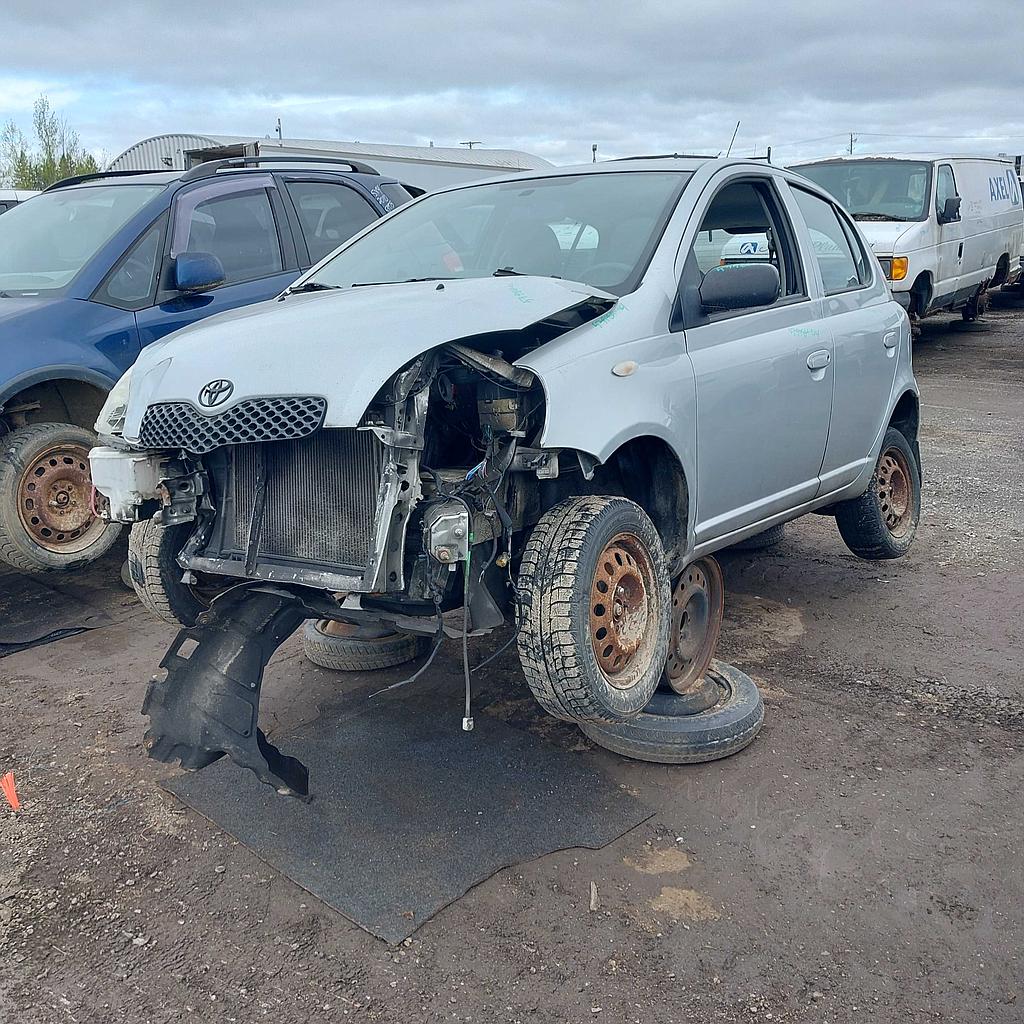 TOYOTA ECHO 2004