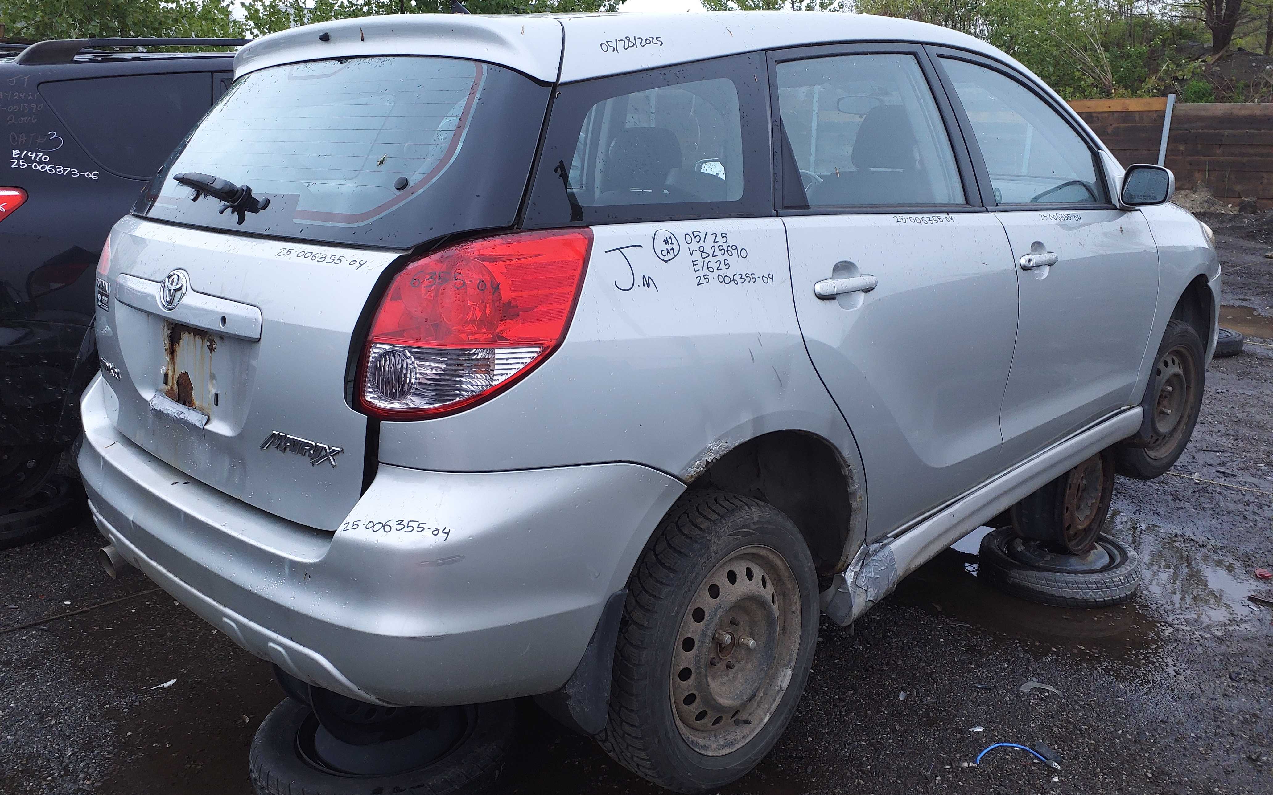 TOYOTA MATRIX 2004