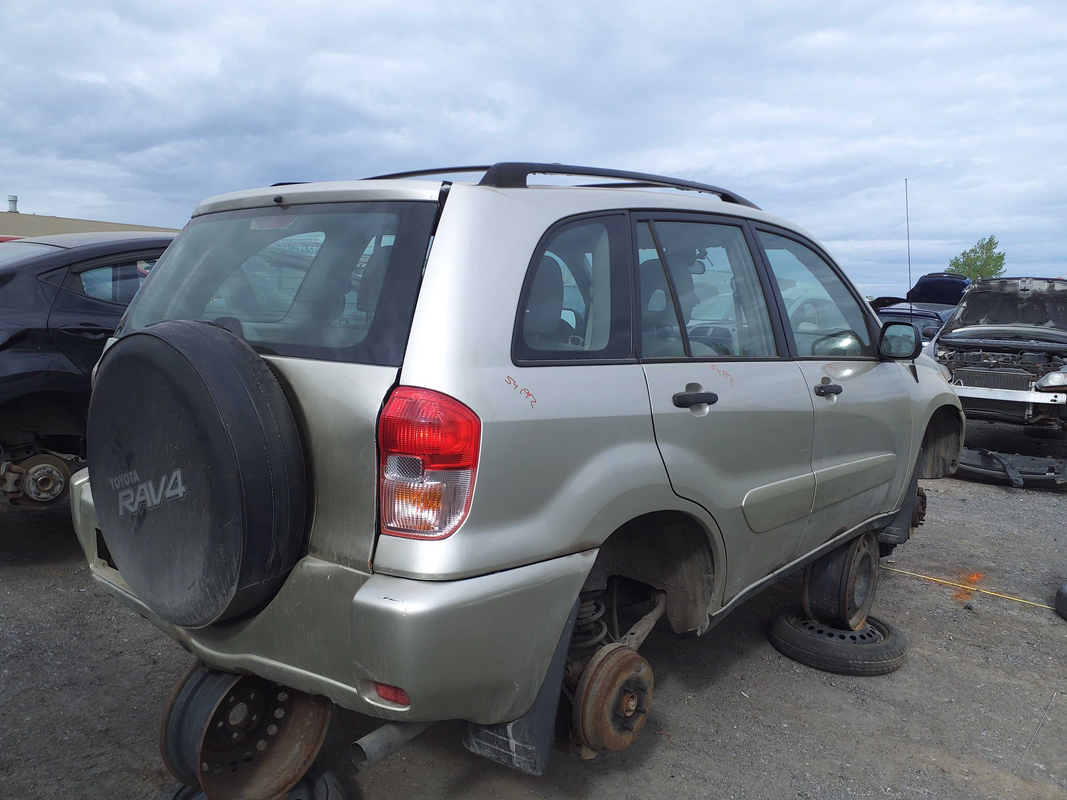 TOYOTA RAV4 2002