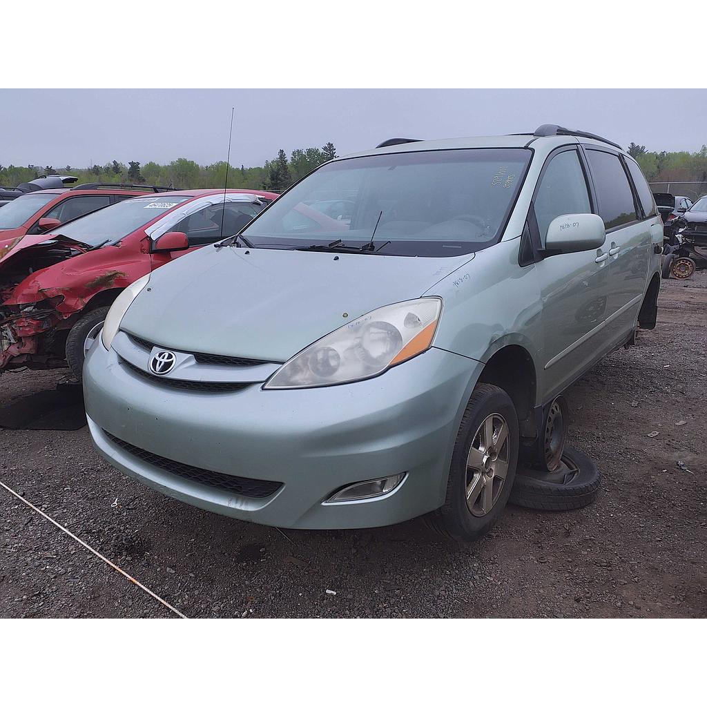 TOYOTA SIENNA 2007