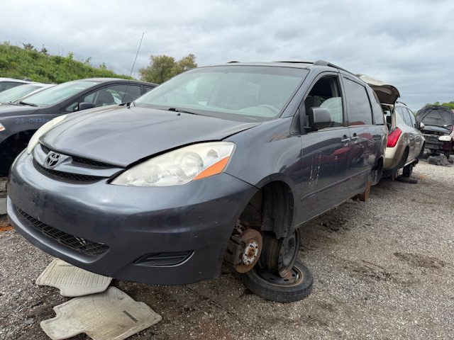 TOYOTA SIENNA 2007