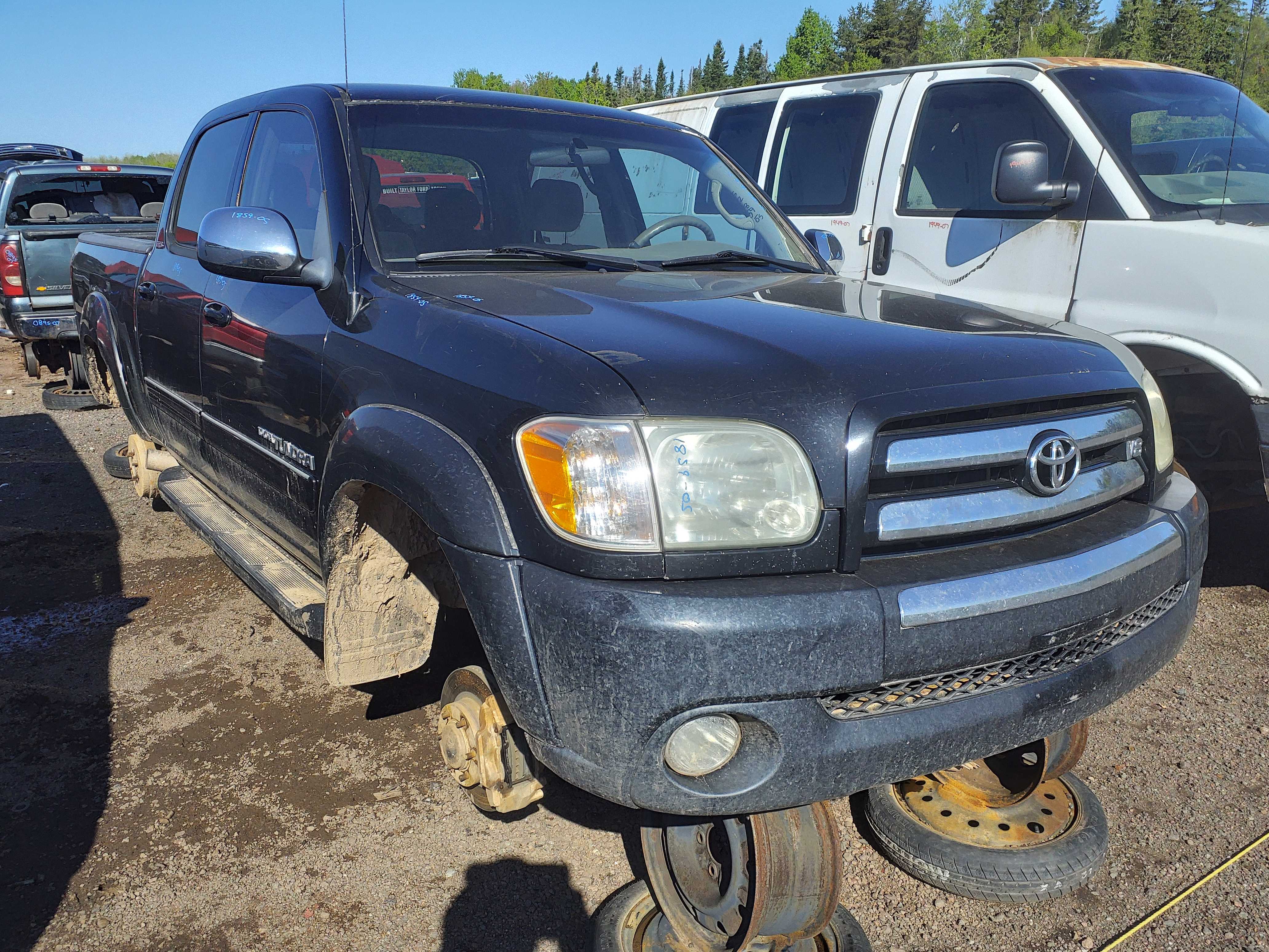 TOYOTA TUNDRA 2005