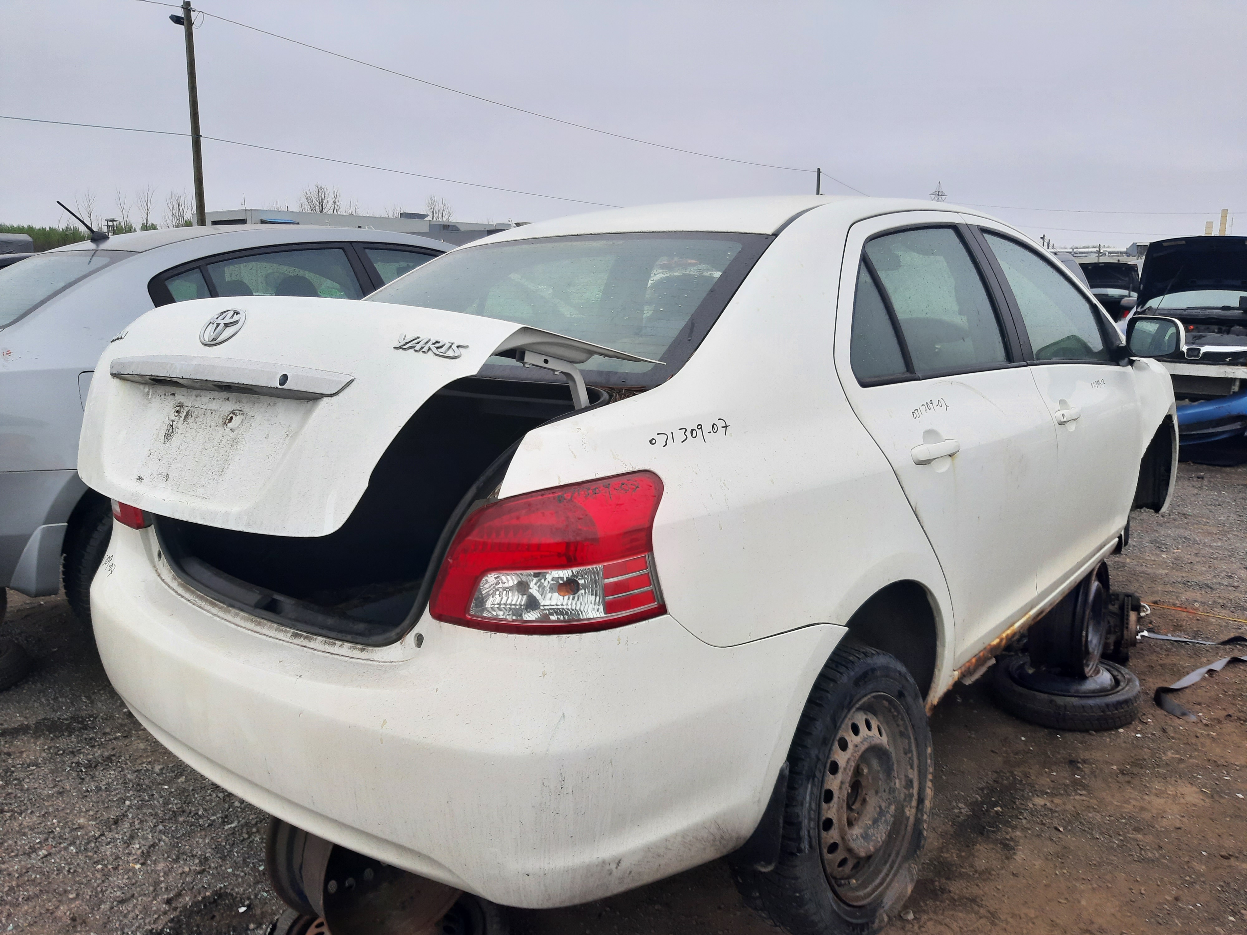 TOYOTA YARIS 2007