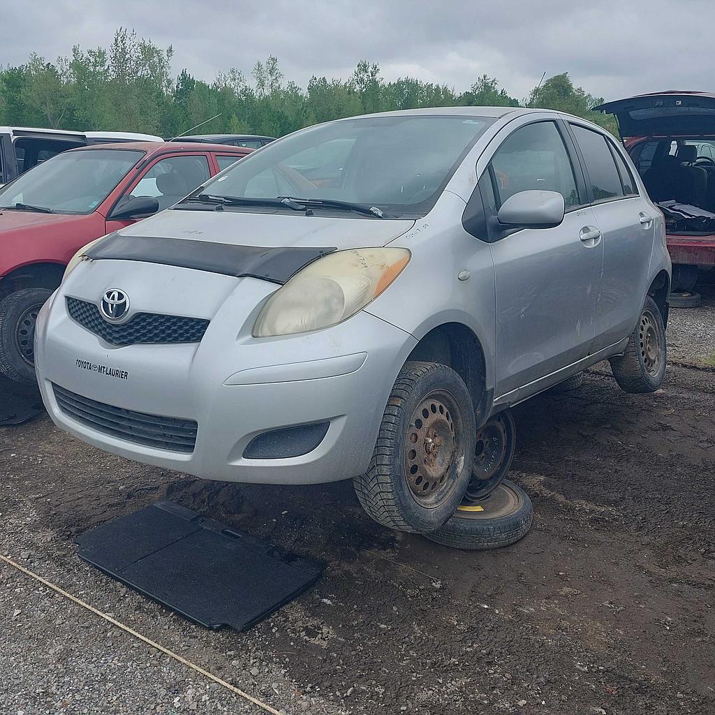 TOYOTA YARIS 2009
