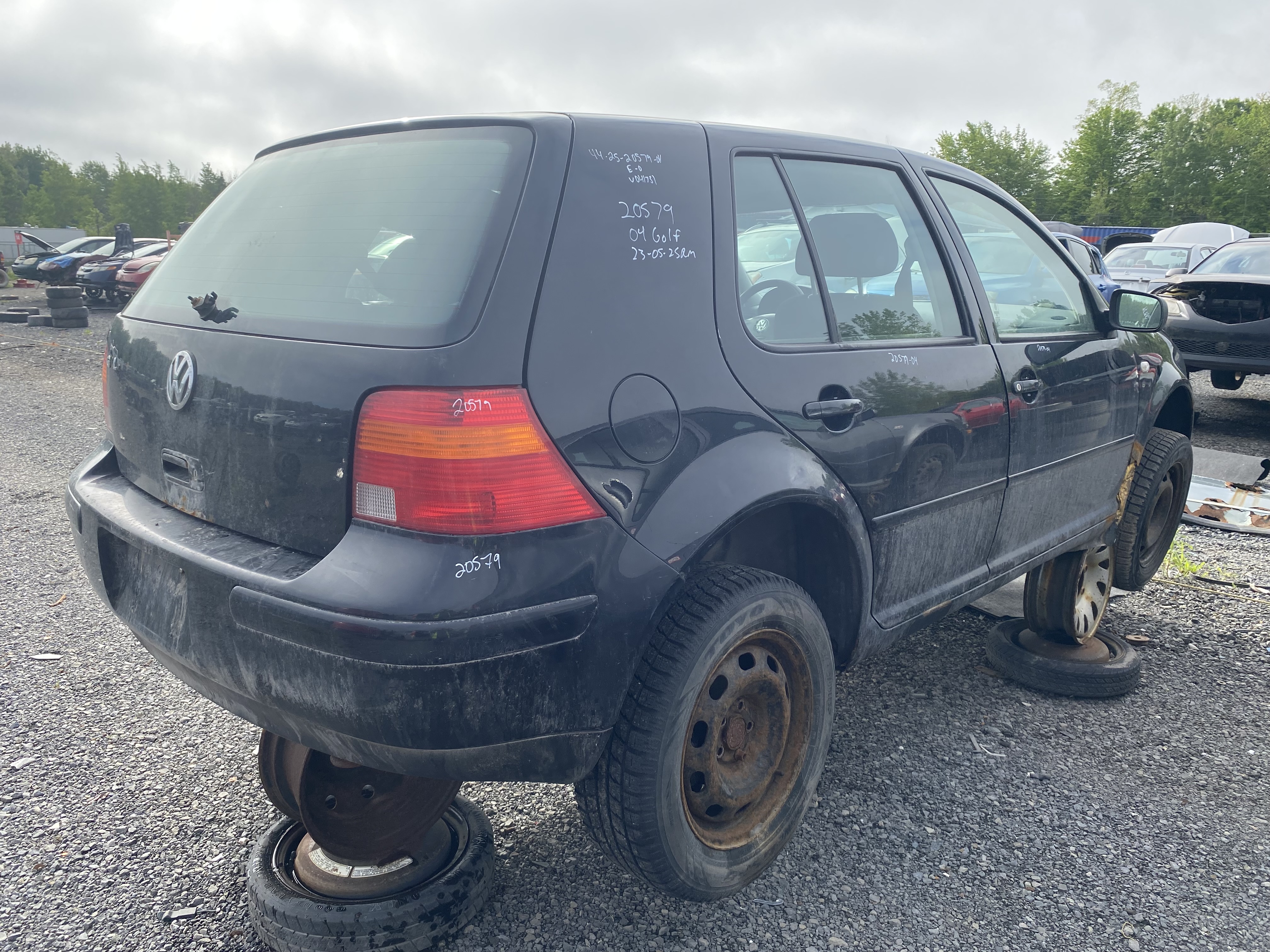 VOLKSWAGEN GOLF 2004