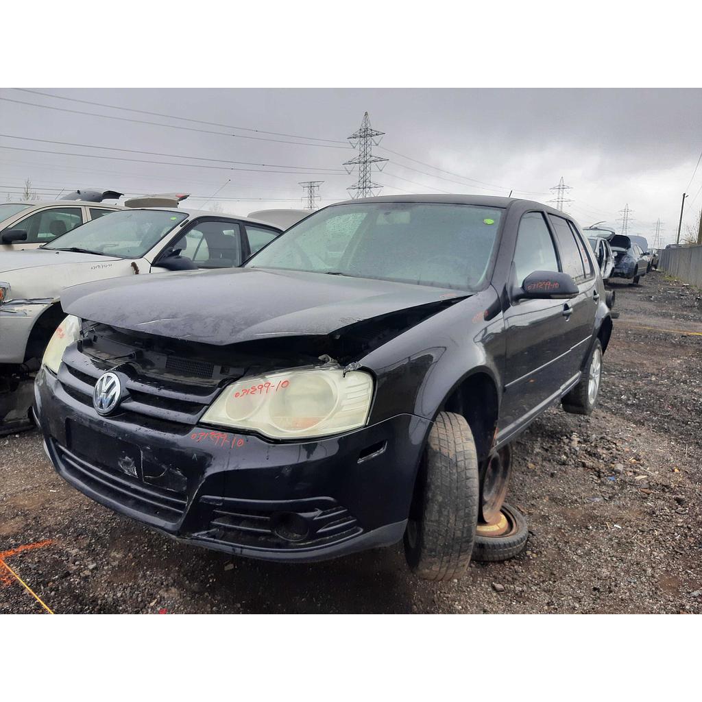 VOLKSWAGEN GOLF 2010