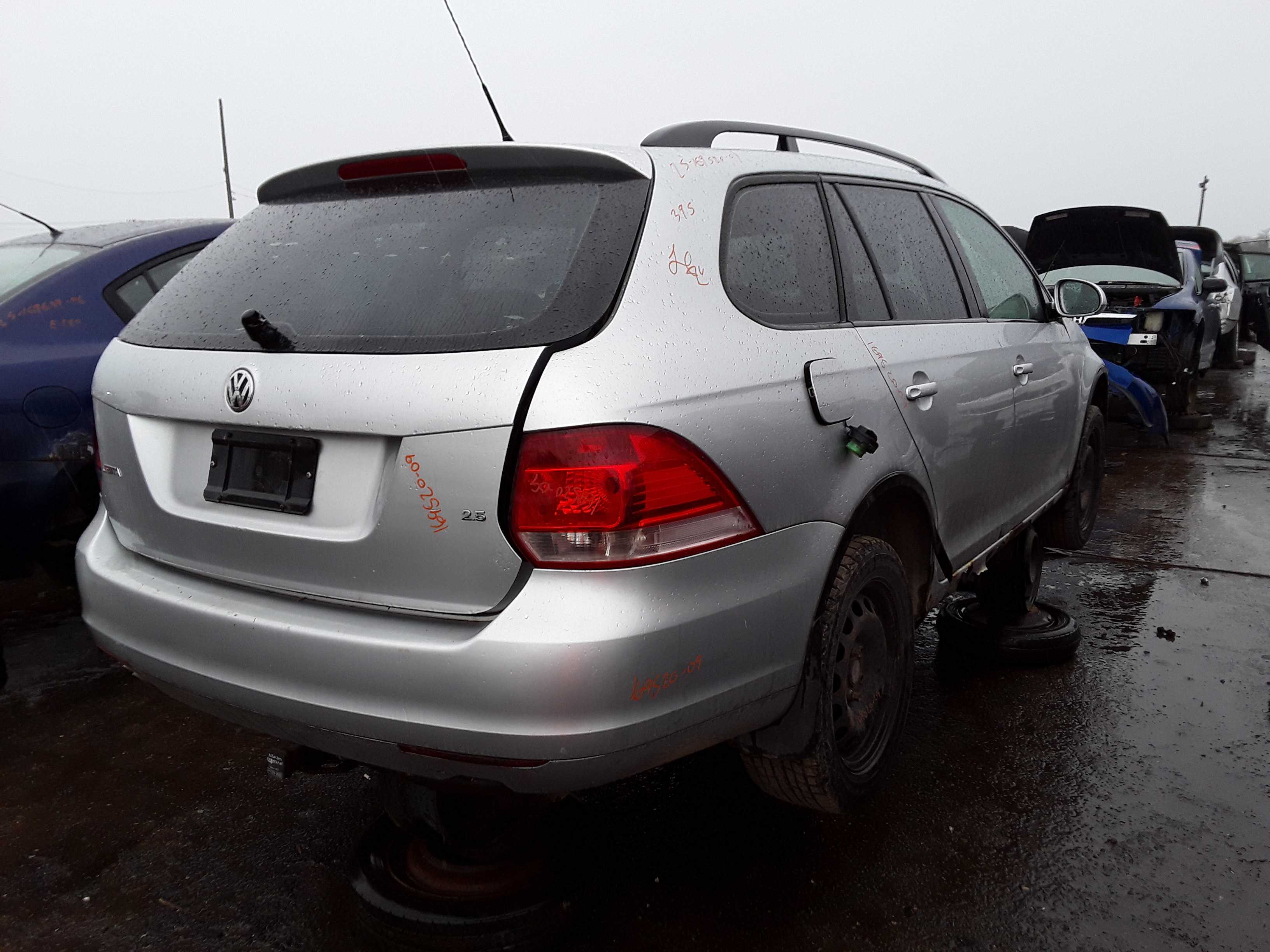 VOLKSWAGEN JETTA 2009