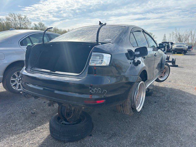 VOLKSWAGEN JETTA 2017