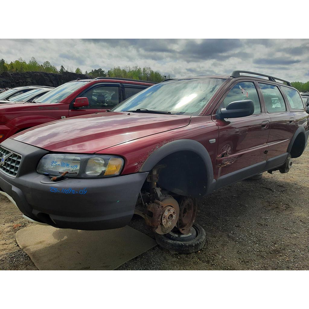 VOLVO V70 2004