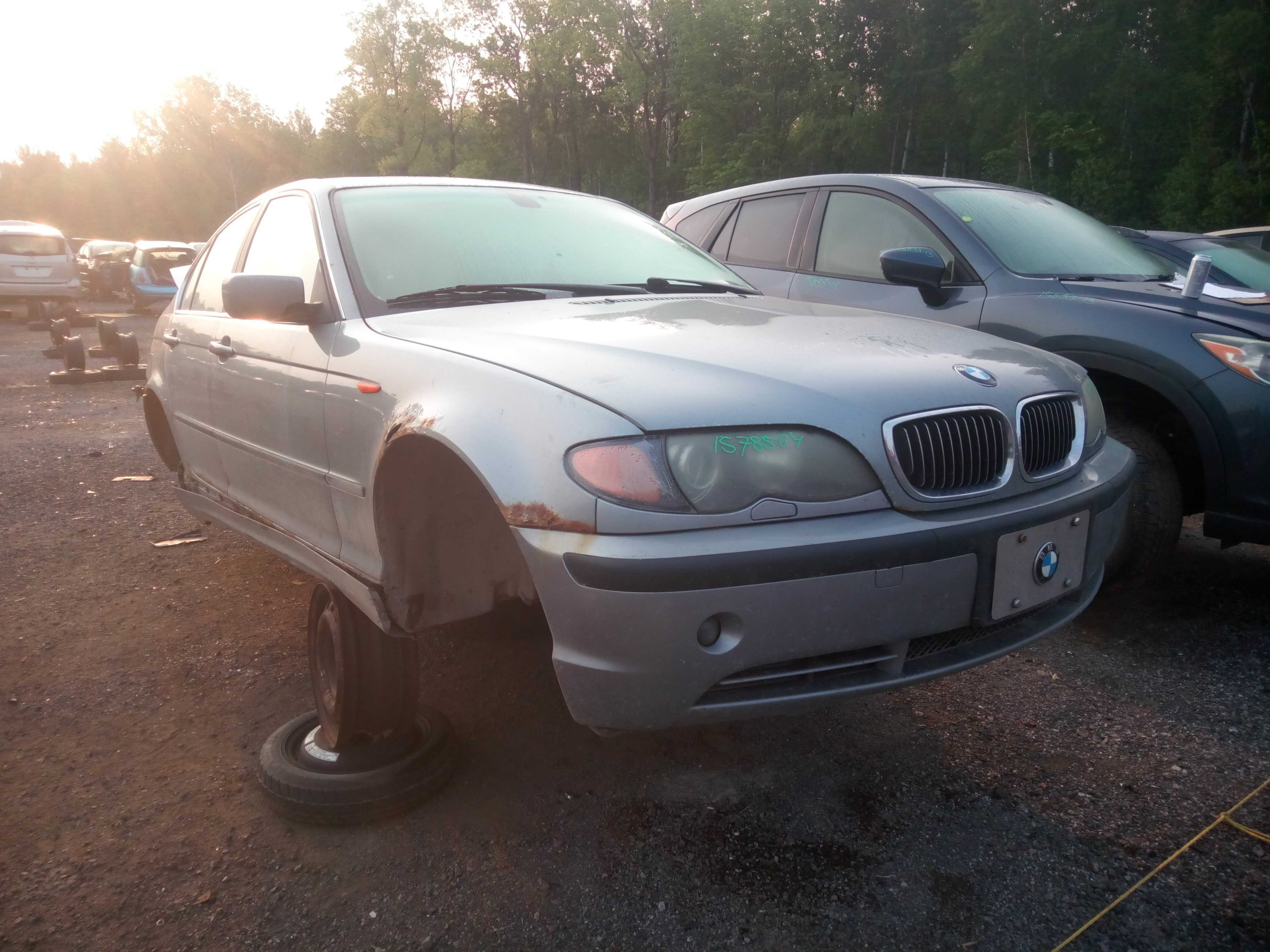 BMW 330 2004