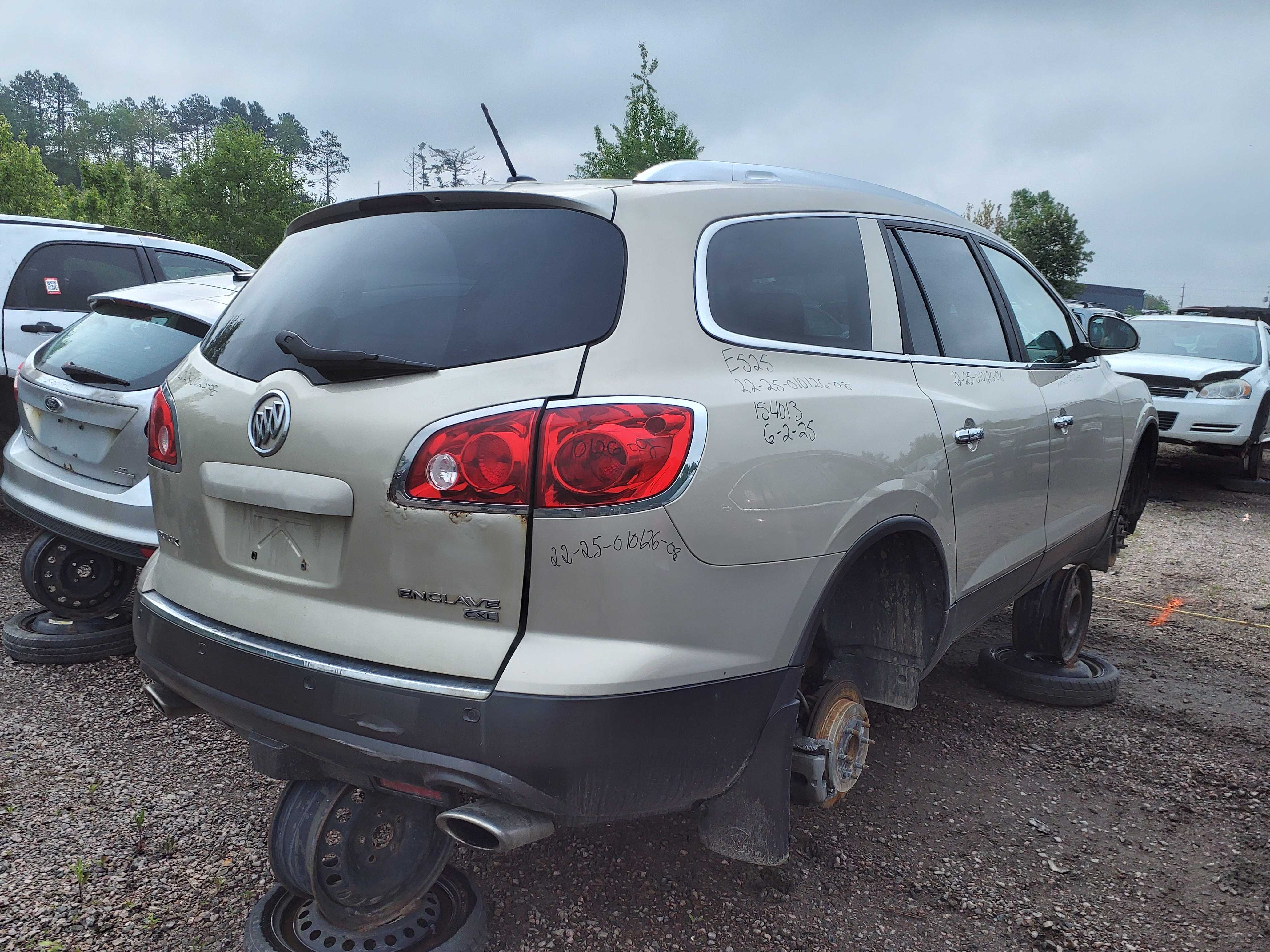 BUICK ENCLAVE 2008