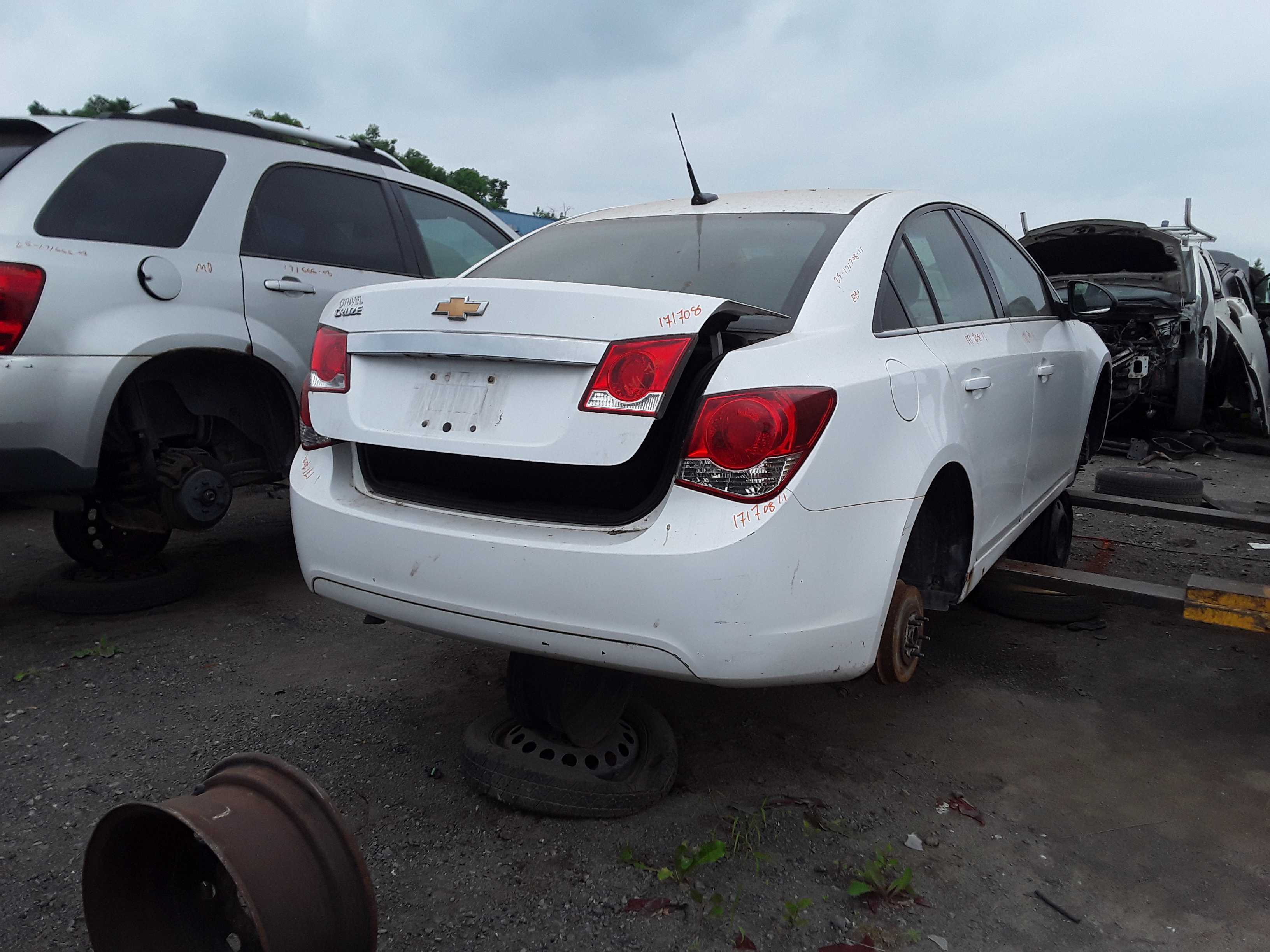 CHEVROLET CRUZE 2011