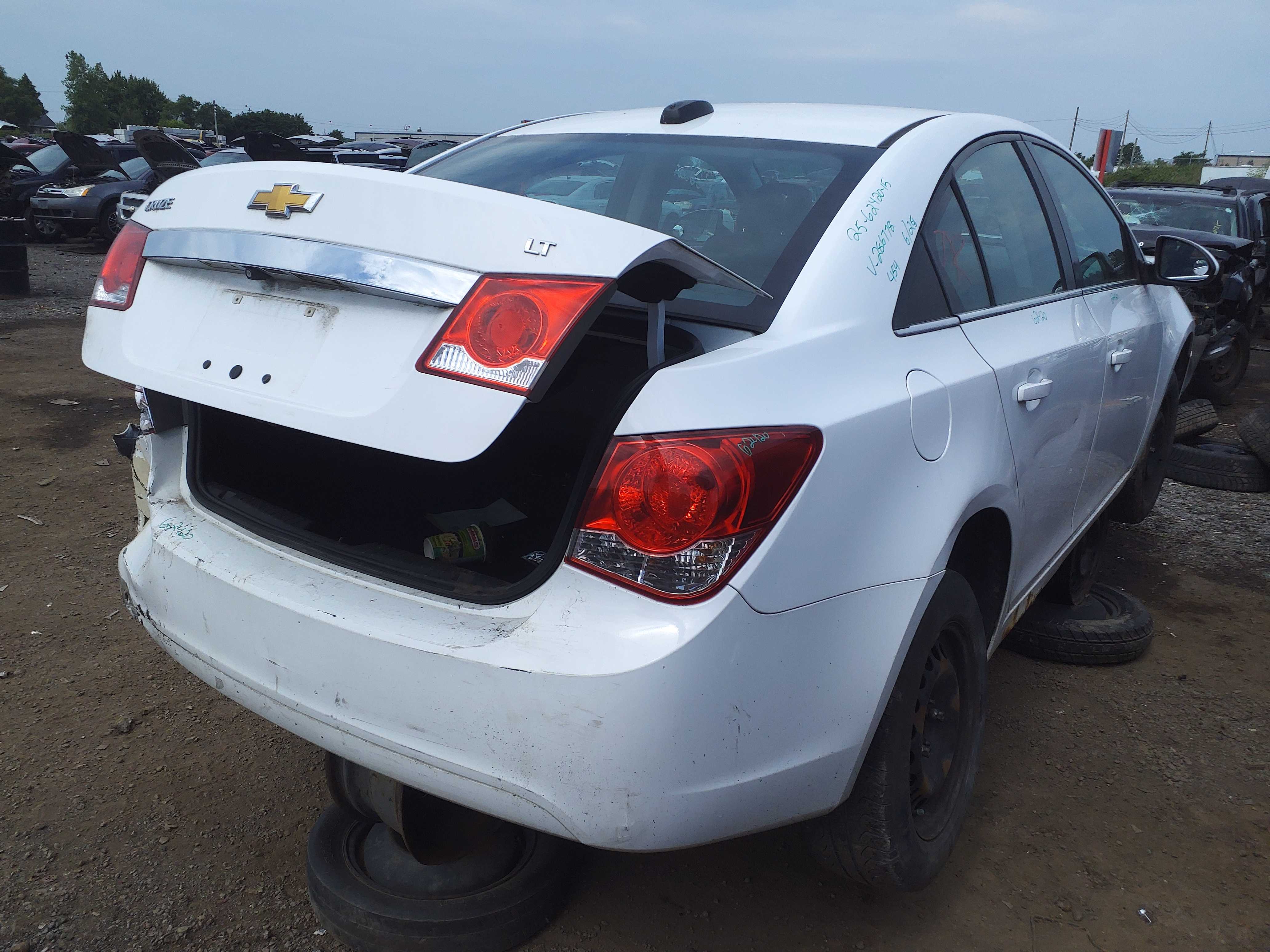 CHEVROLET CRUZE 2015