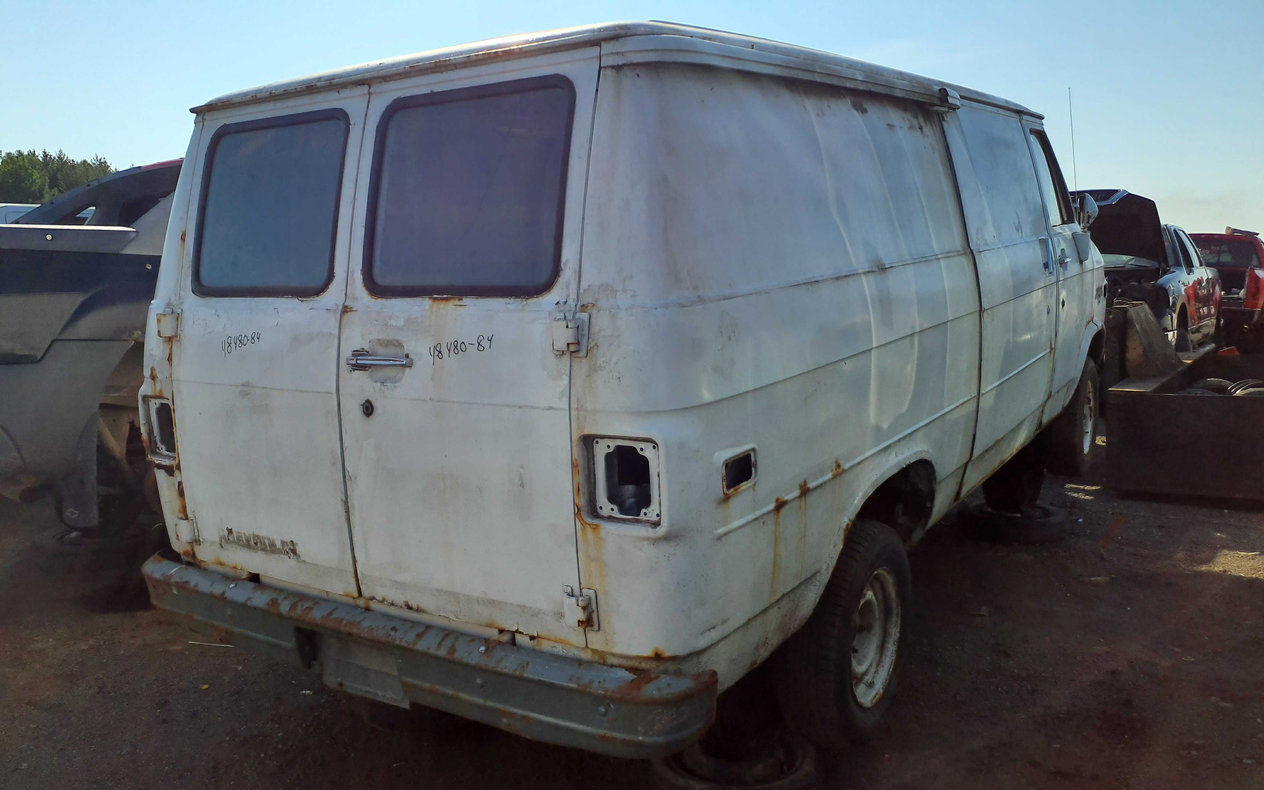 CHEVROLET G10 1984