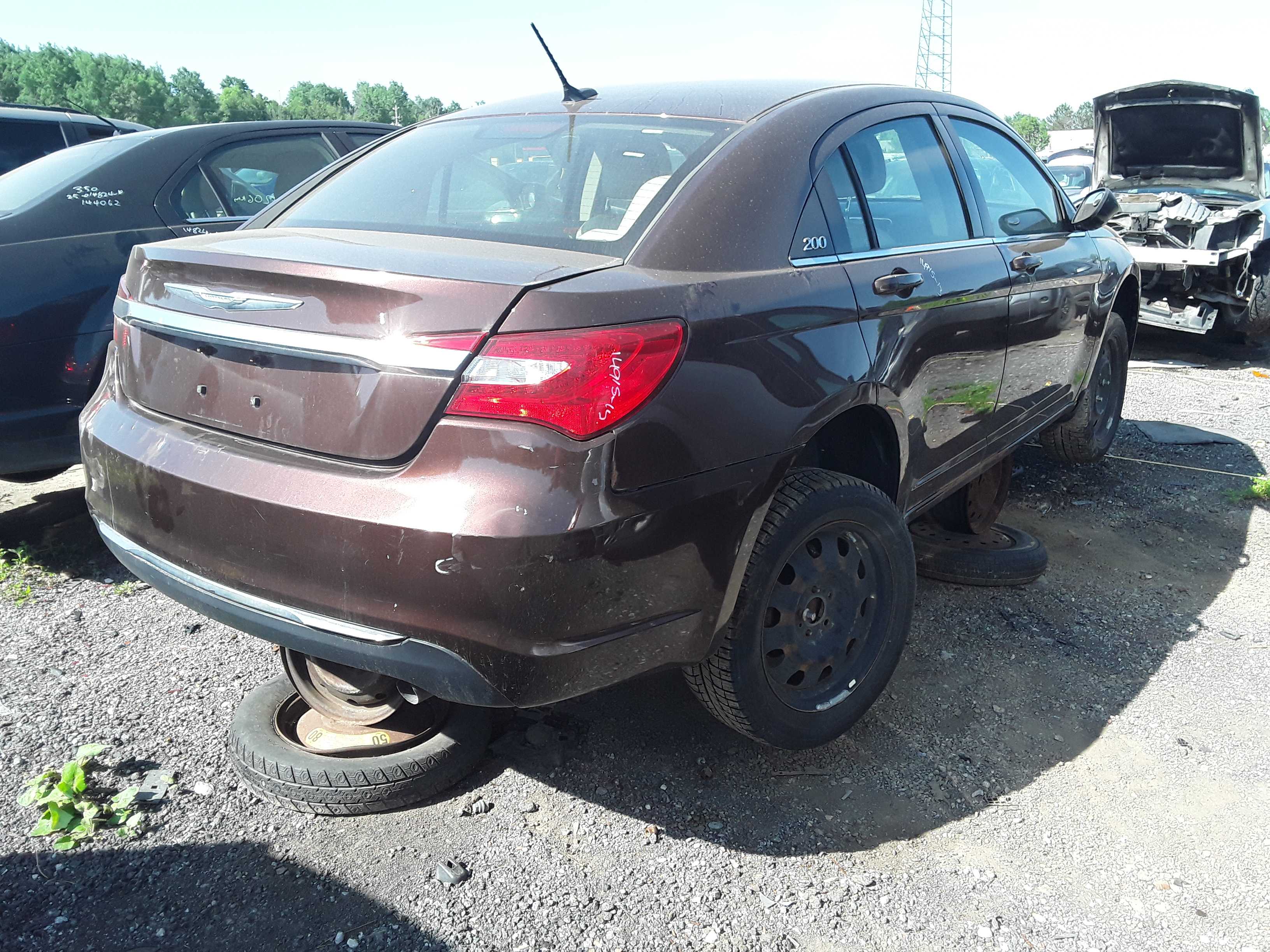 CHRYSLER 200 2013