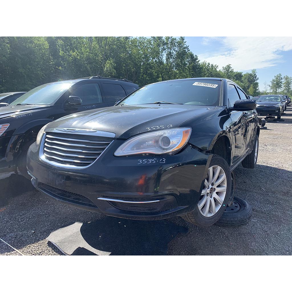 CHRYSLER 200 2013