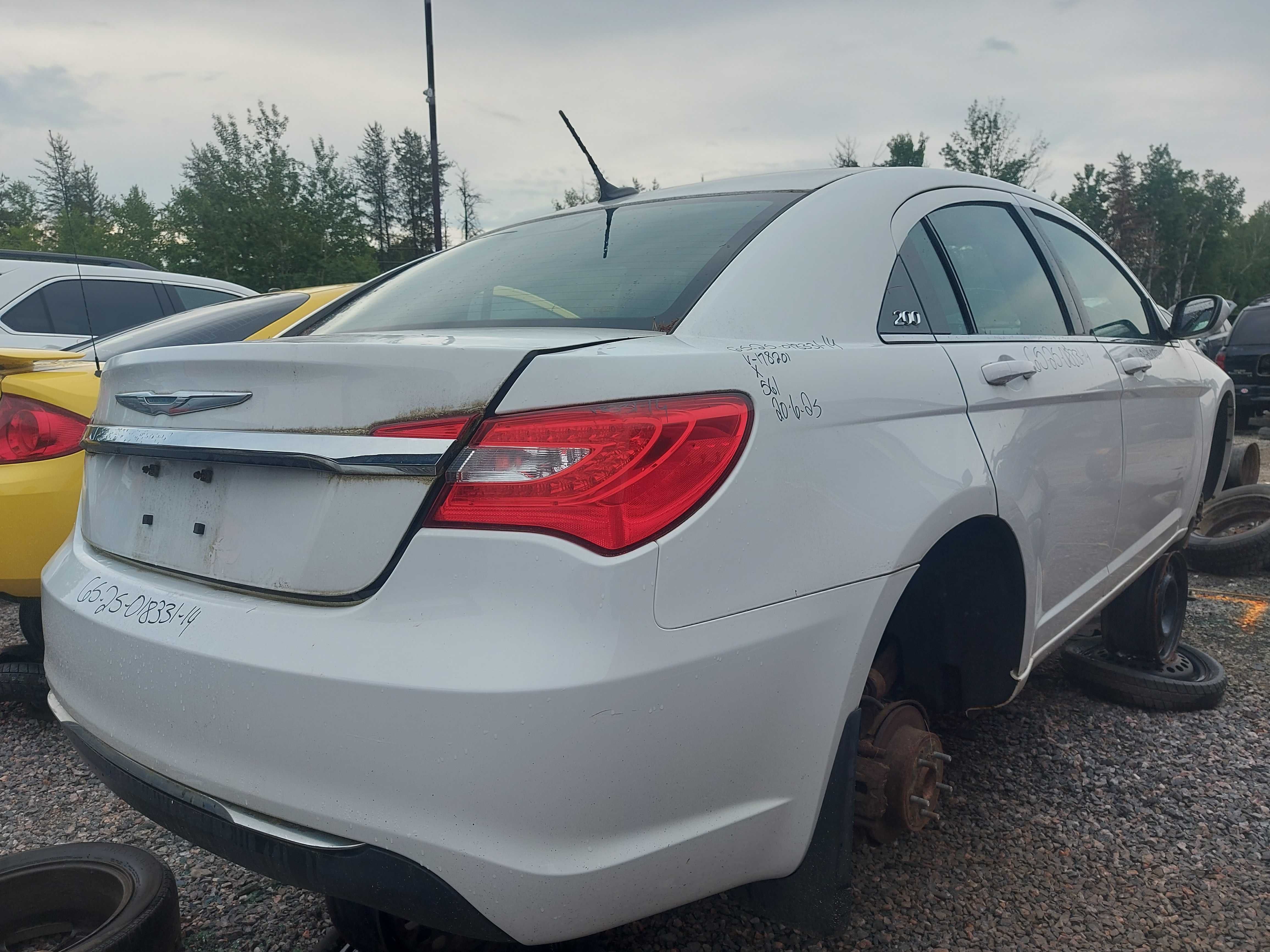 CHRYSLER 200 2014