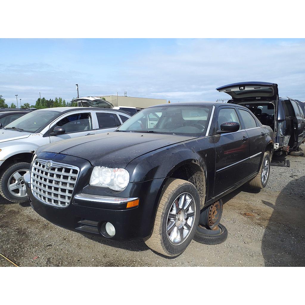 CHRYSLER 300 2008 | LaPrairie | Kenny U-Pull