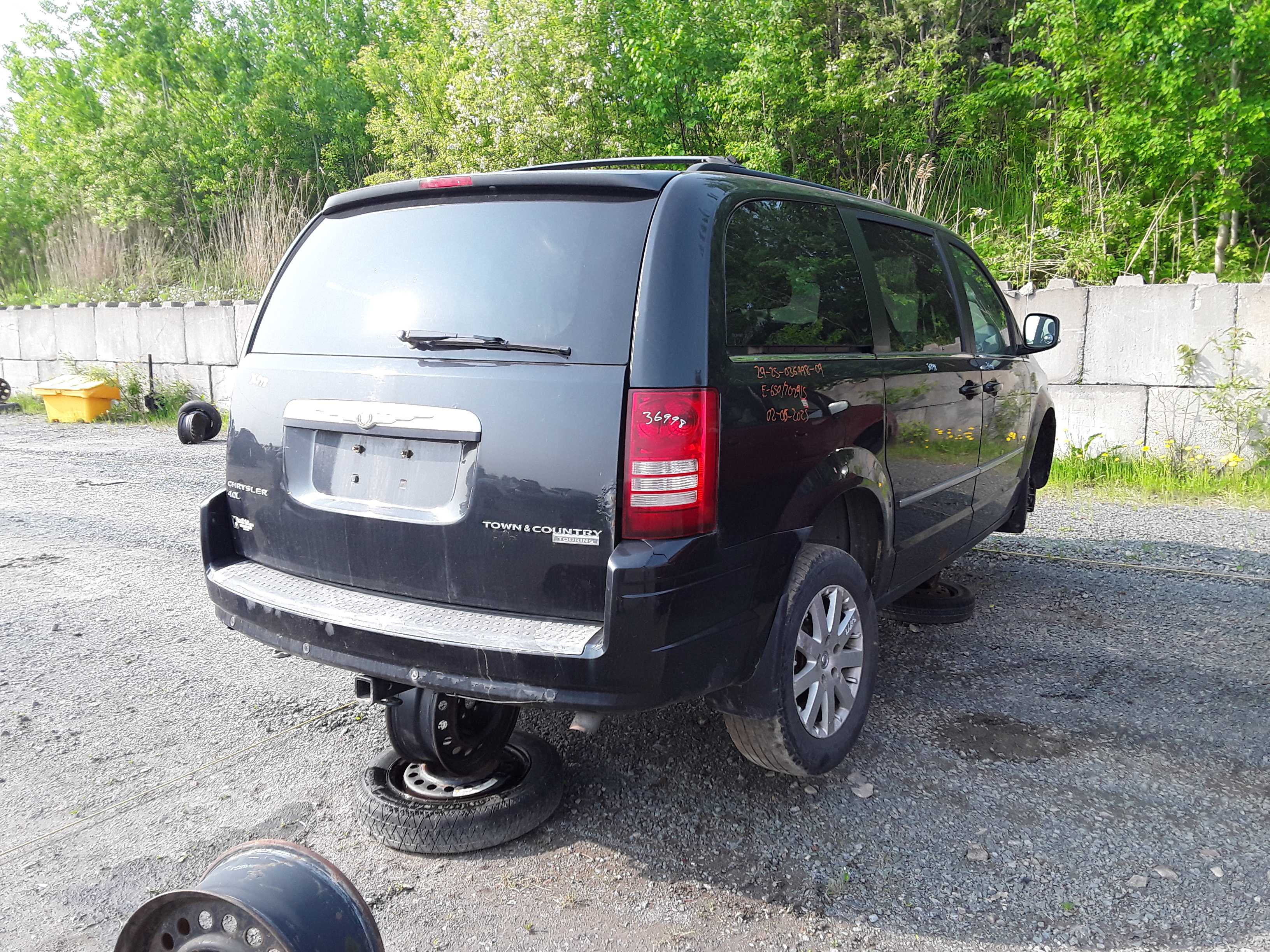 CHRYSLER TOWN &amp; COUNTRY 2009
