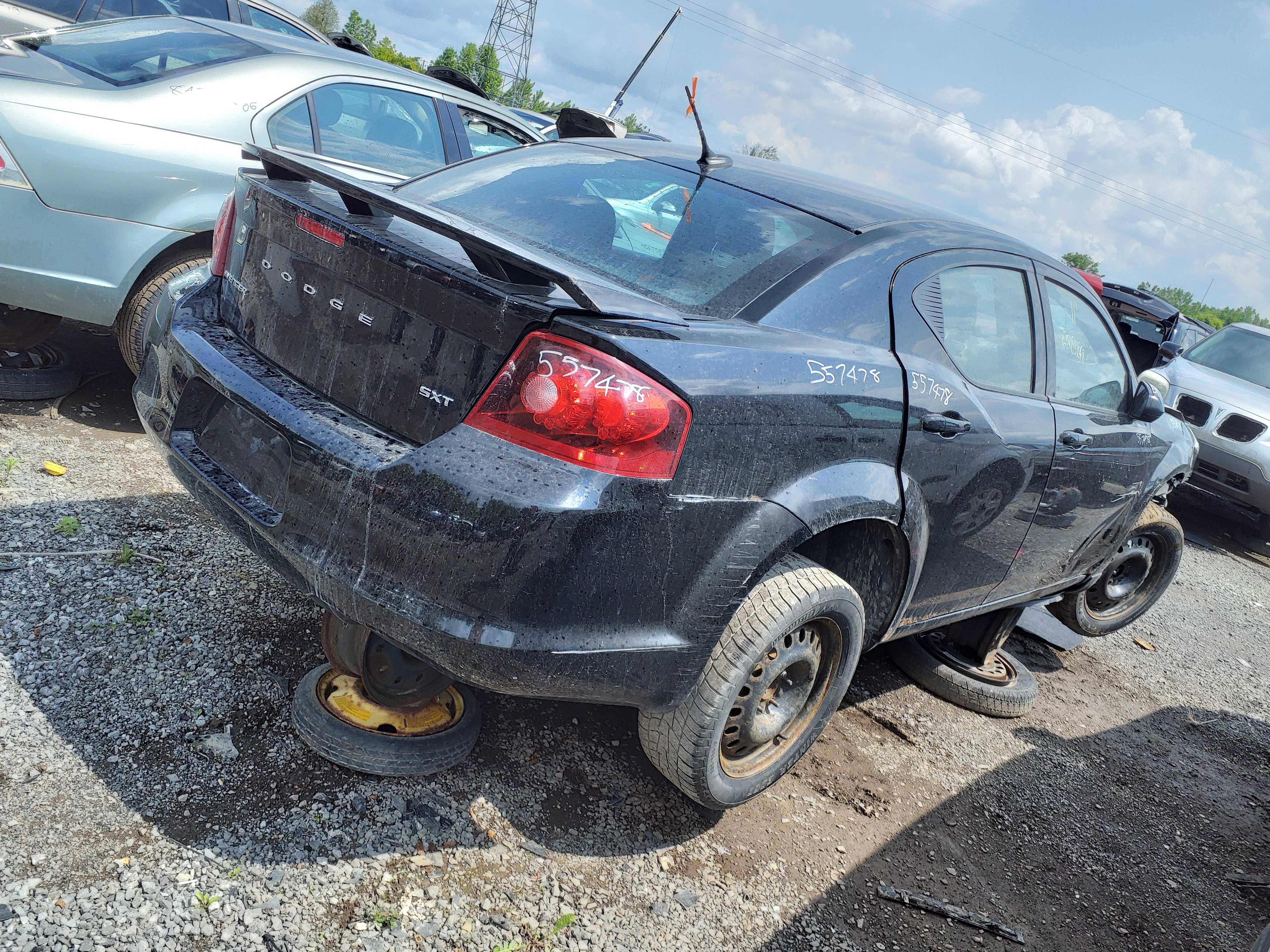 DODGE AVENGER 2011