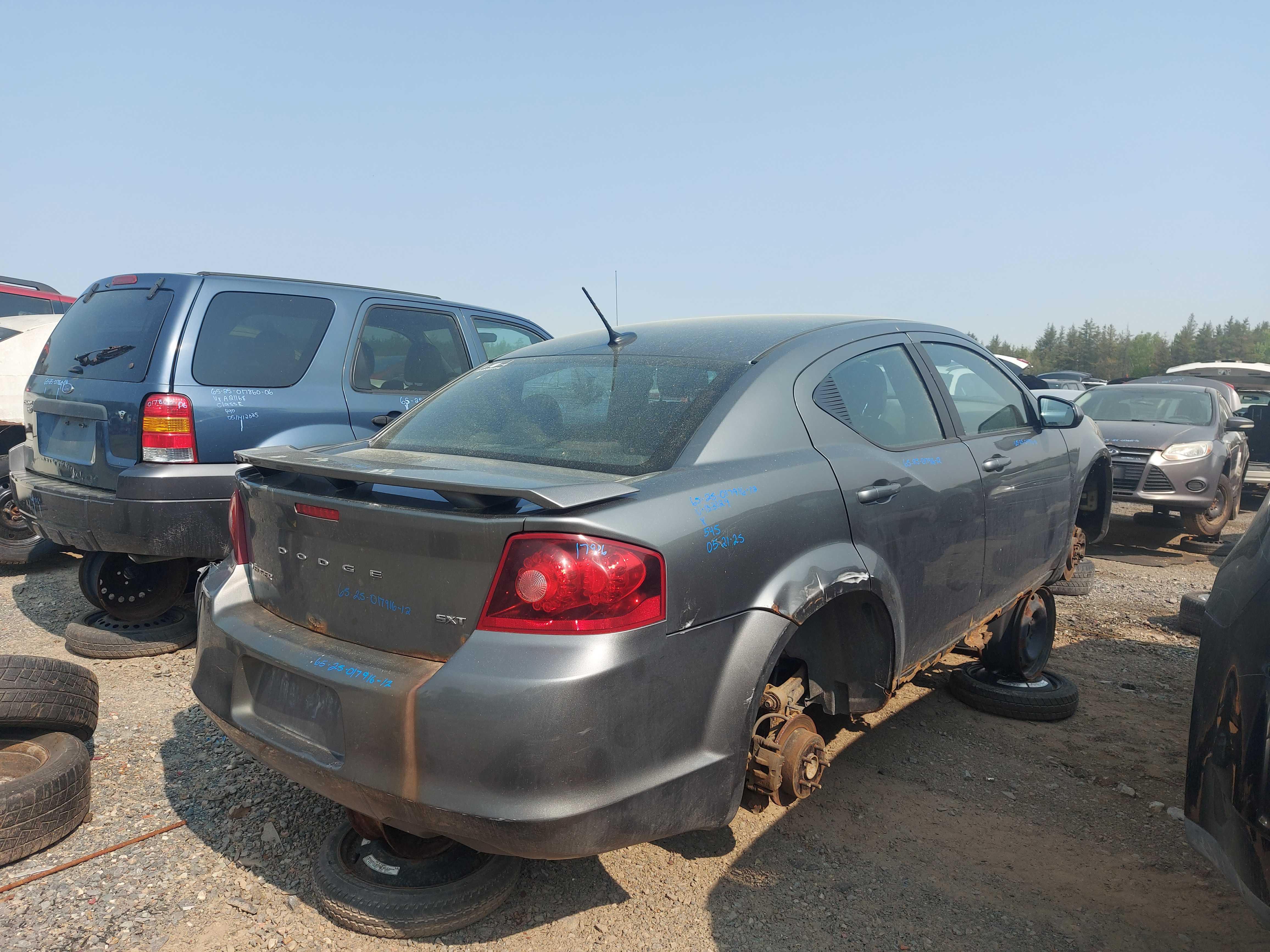 DODGE AVENGER 2012