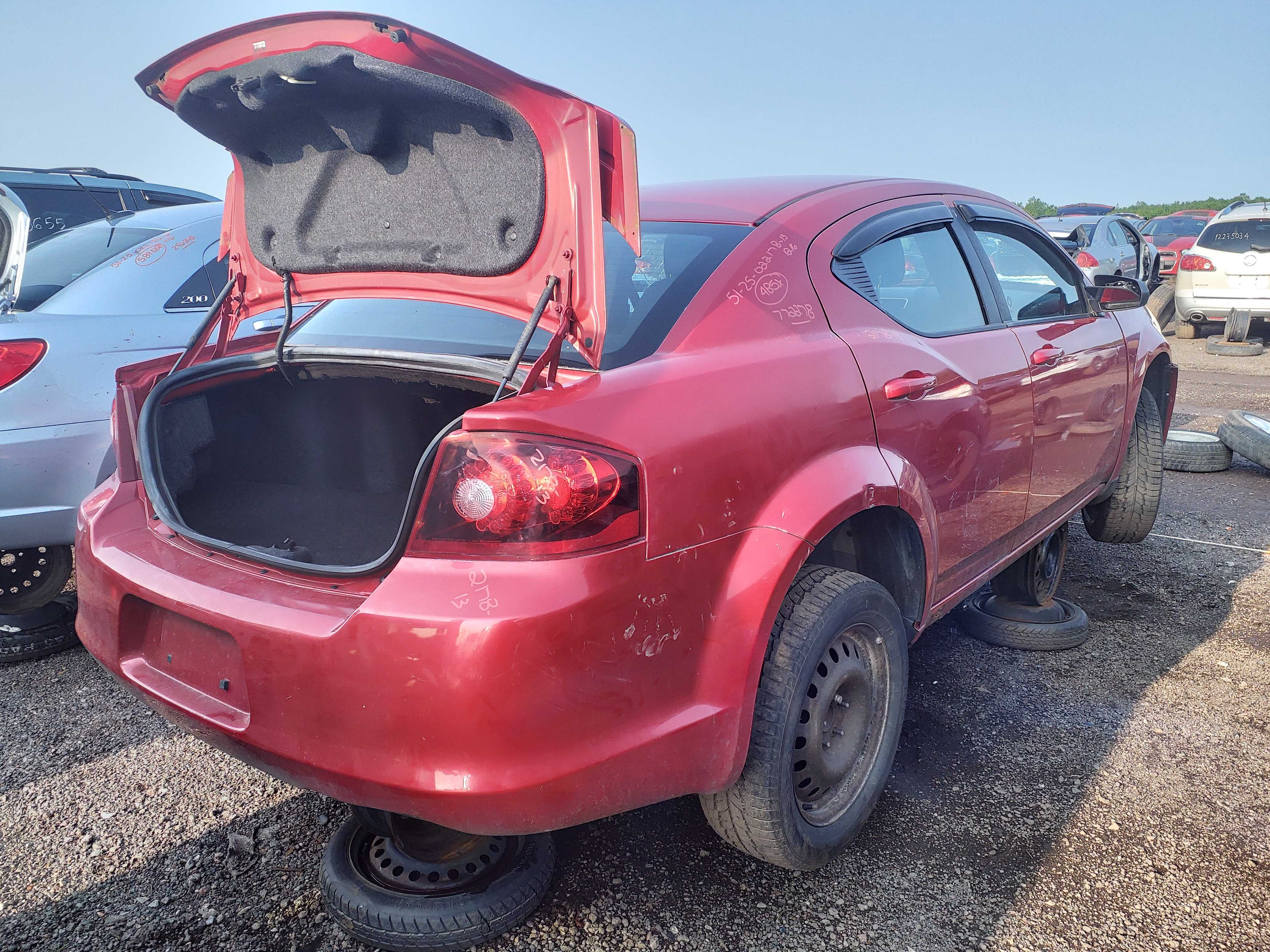 DODGE AVENGER 2013