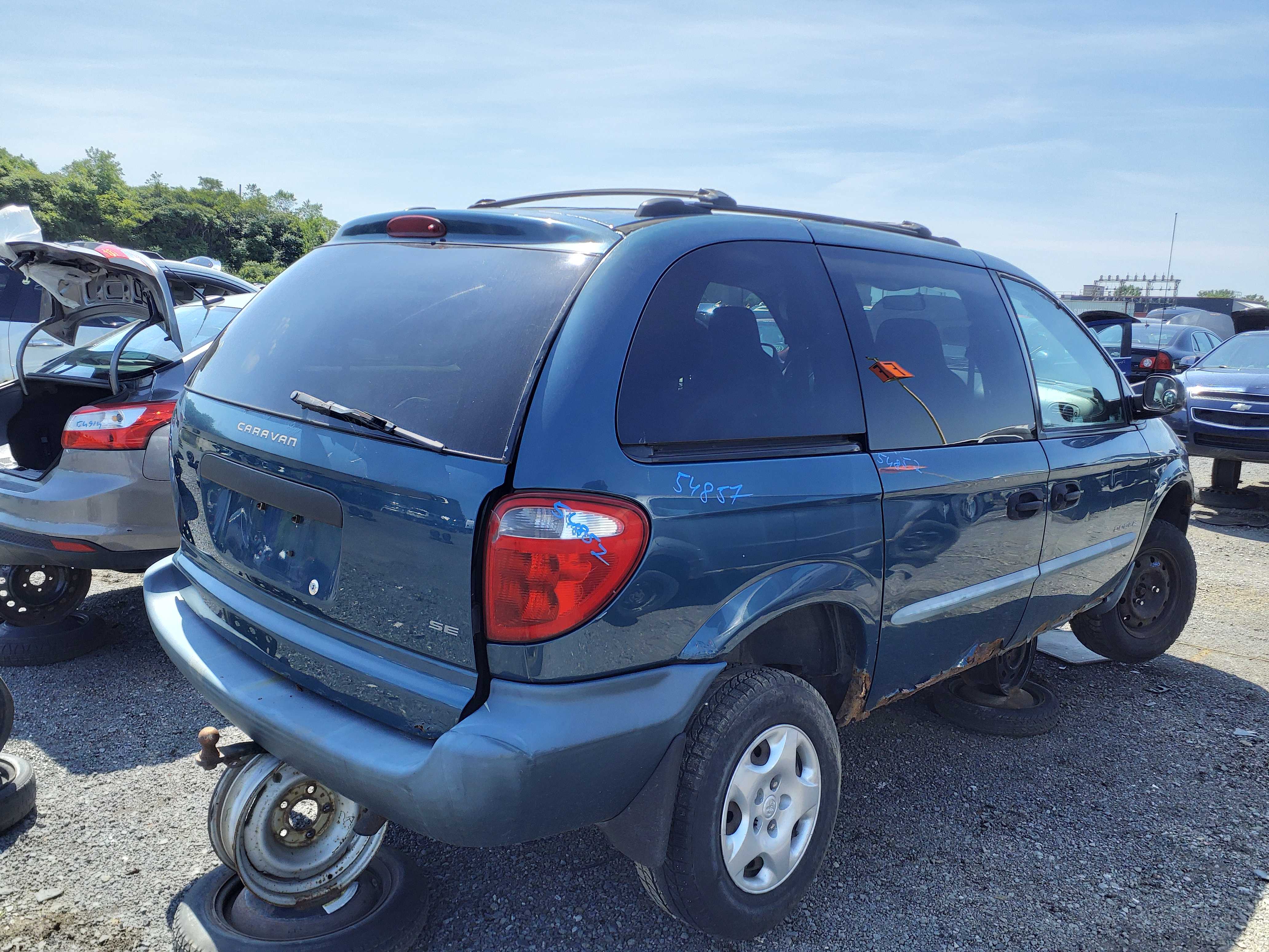 DODGE CARAVAN 2001