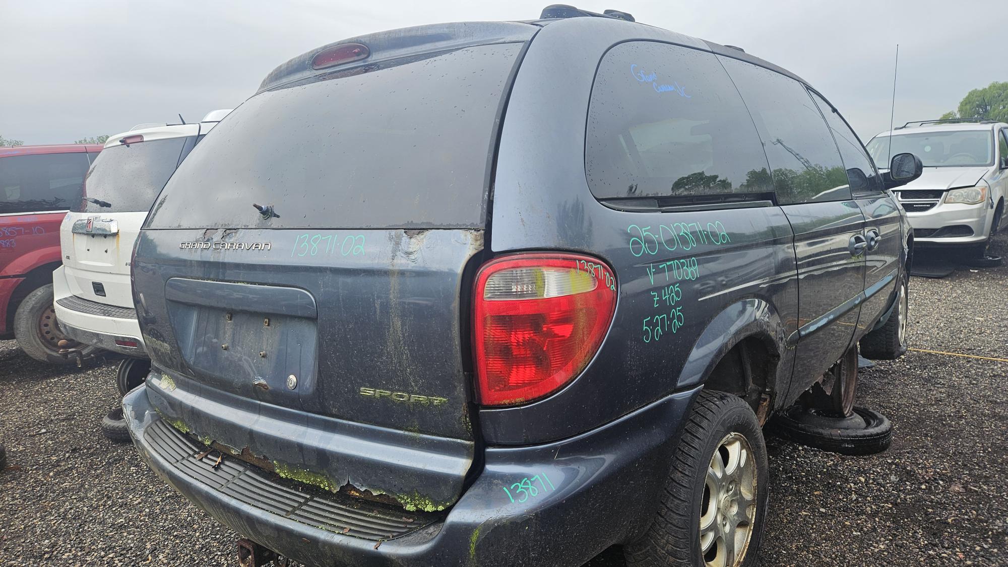 DODGE CARAVAN 2002