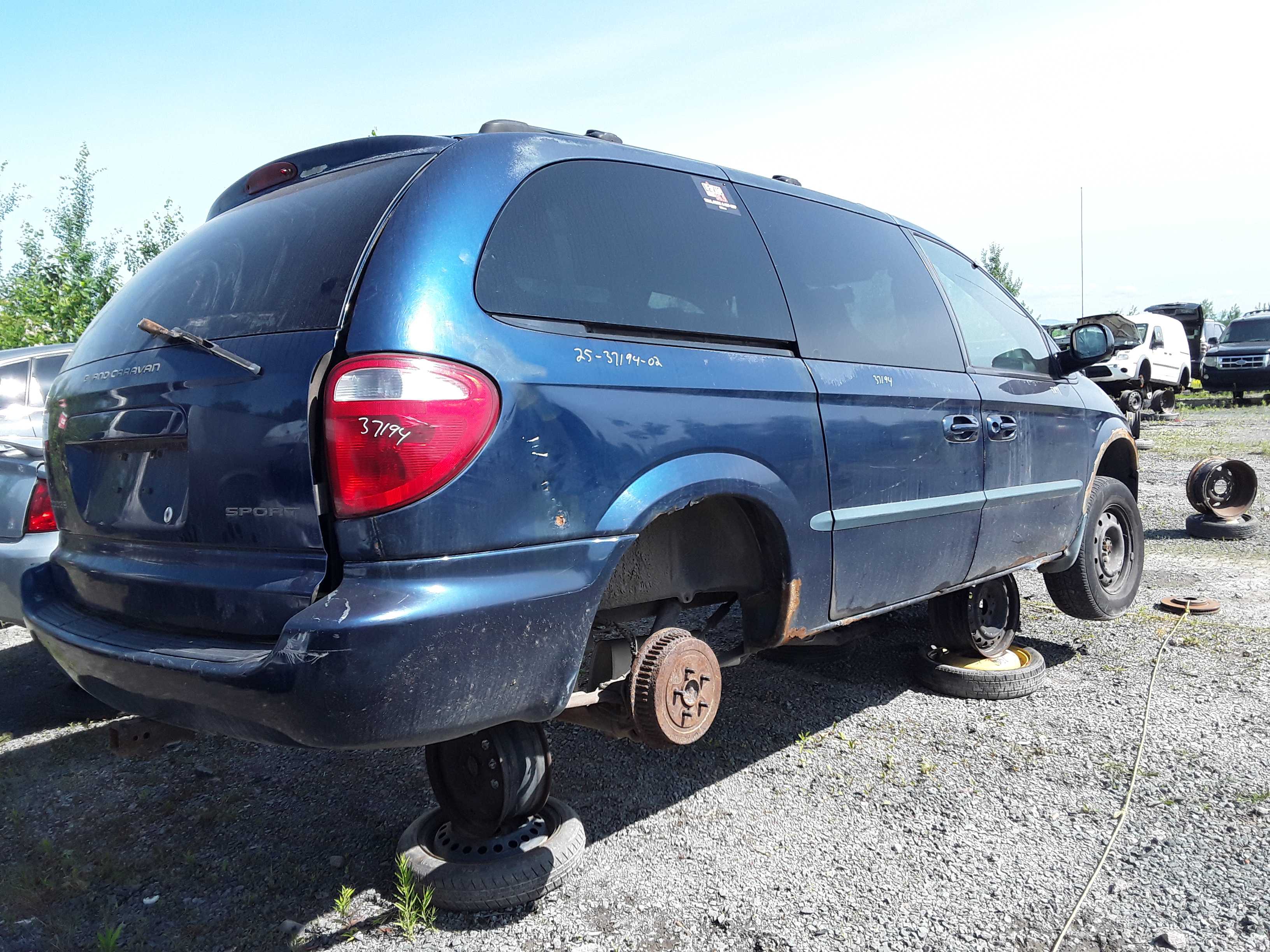 DODGE CARAVAN 2002