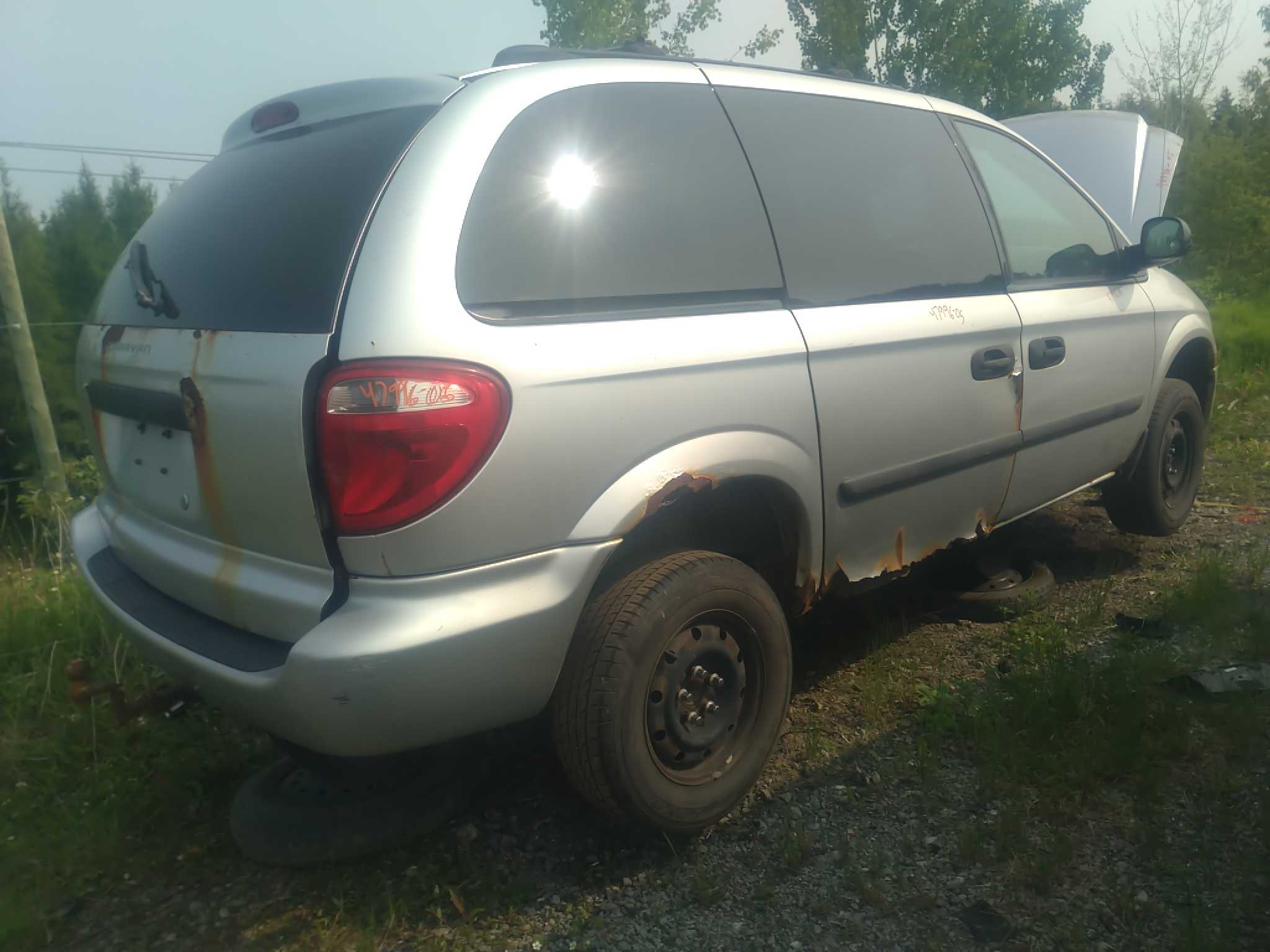 DODGE CARAVAN 2005