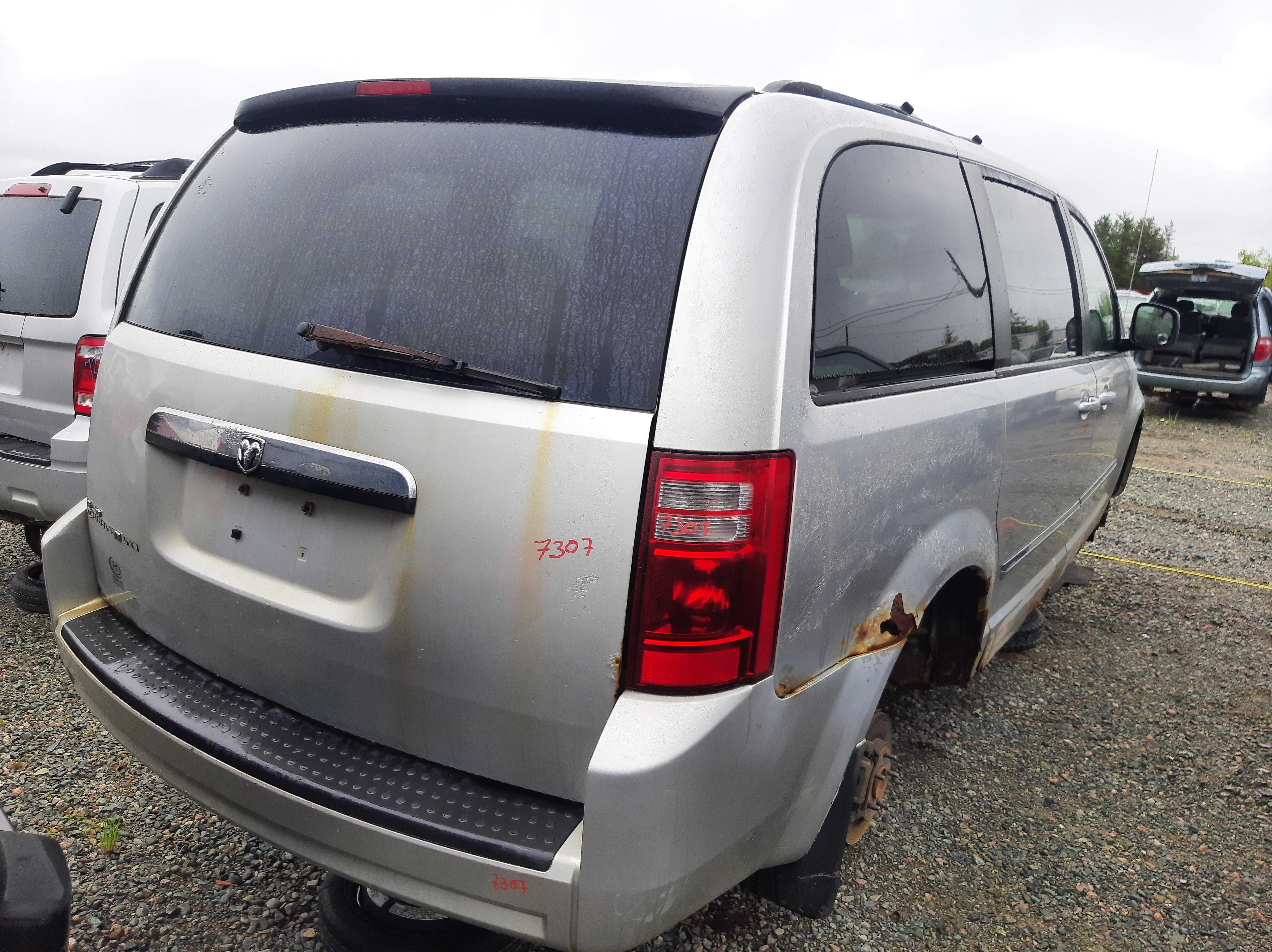 DODGE GRAND CARAVAN 2008