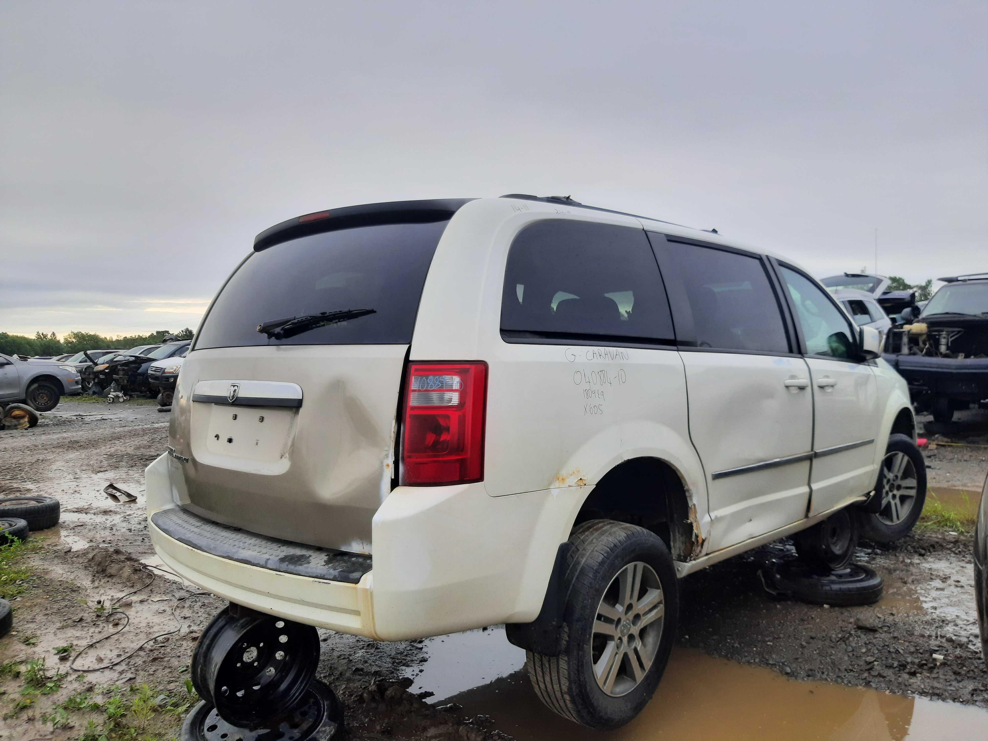 DODGE GRAND CARAVAN 2010
