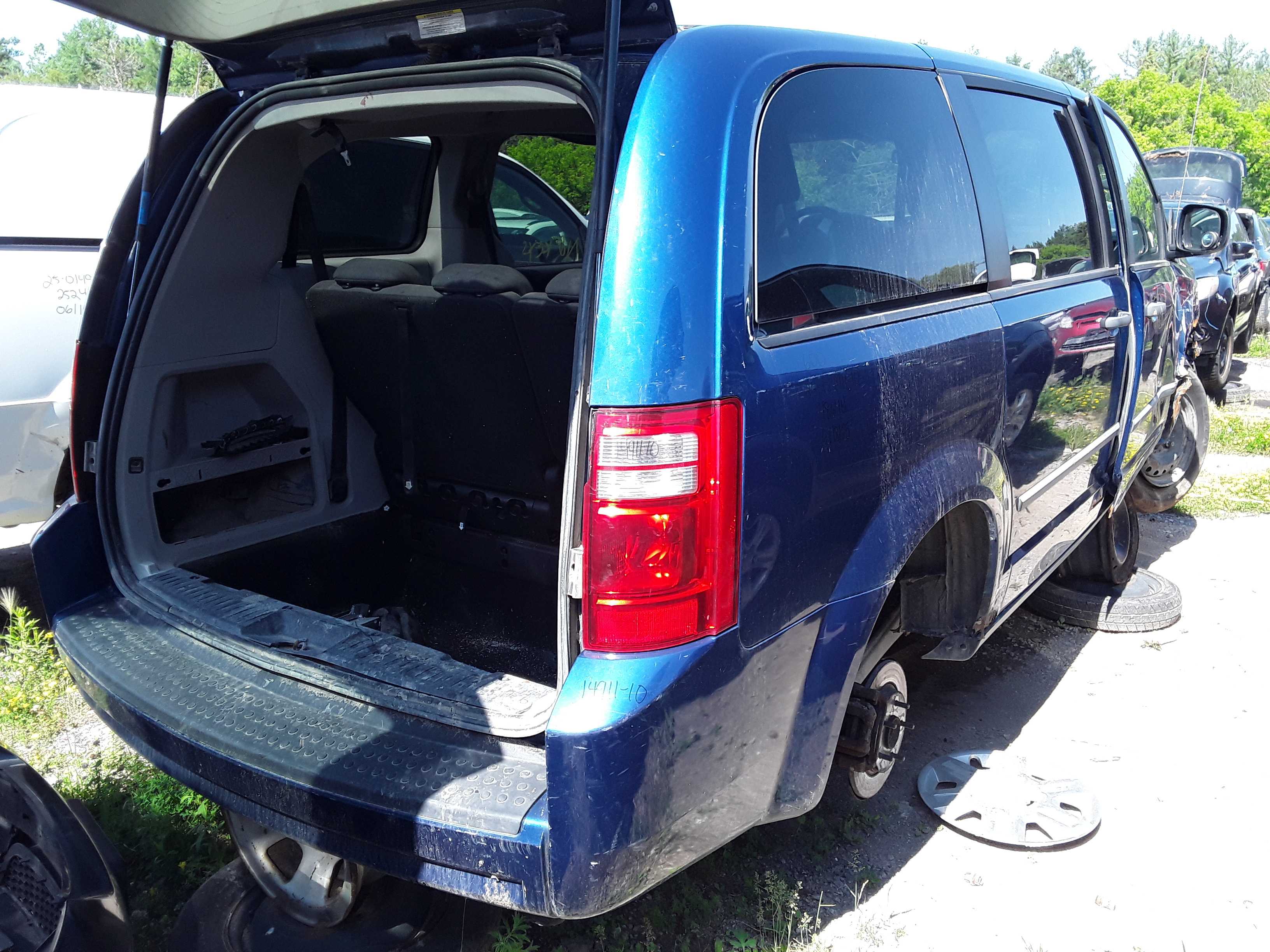 DODGE GRAND CARAVAN 2010