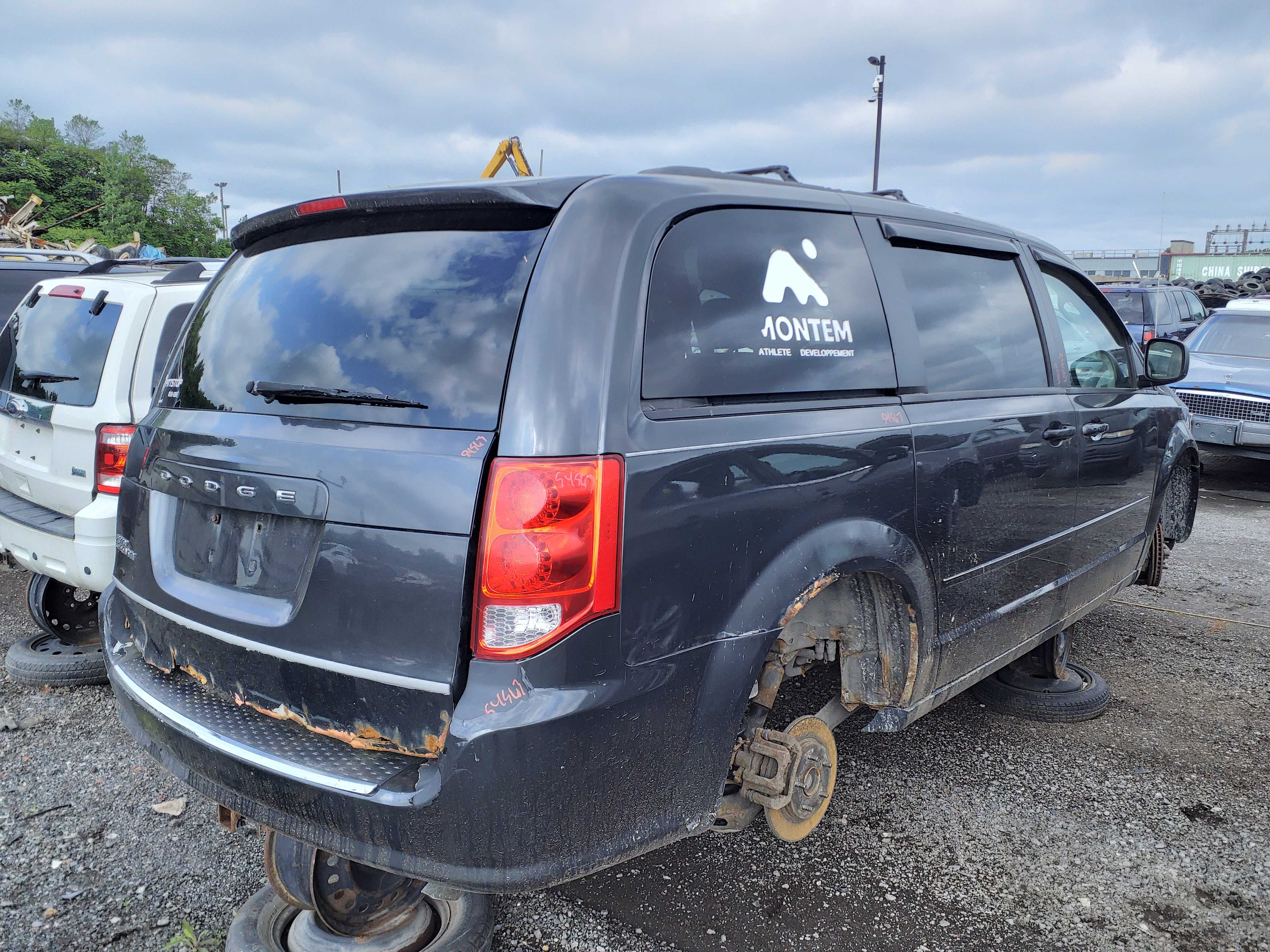 DODGE GRAND CARAVAN 2011