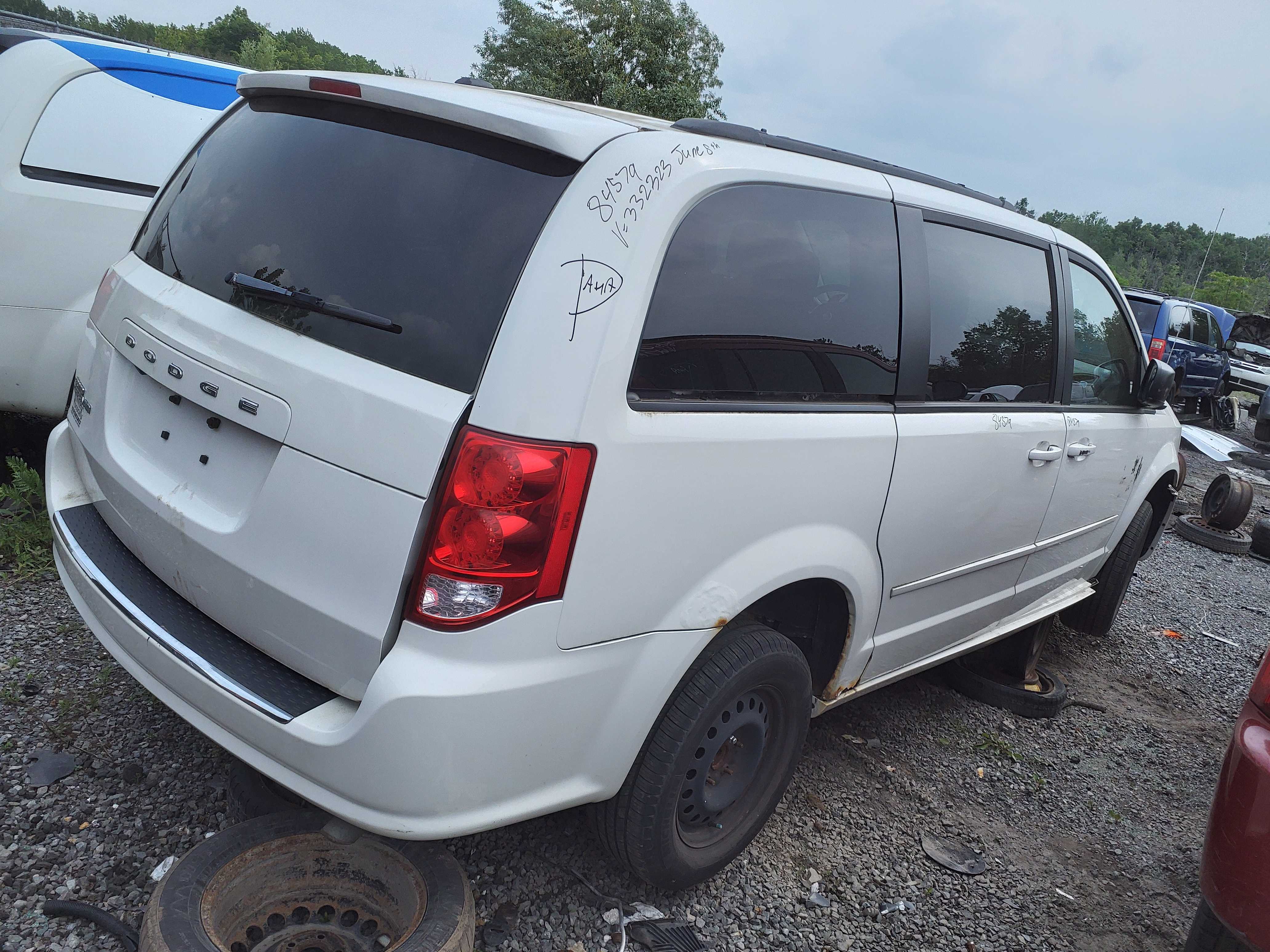 DODGE GRAND CARAVAN 2012