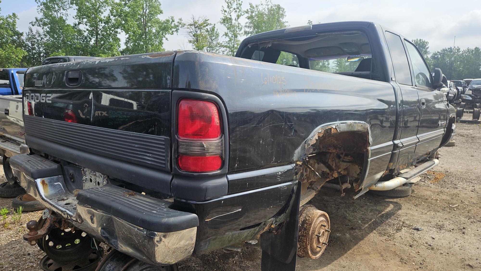 DODGE RAM 1500 2000