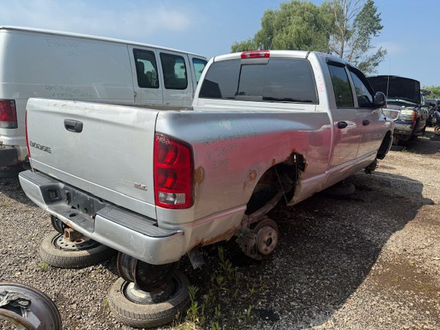 DODGE RAM 1500 2004