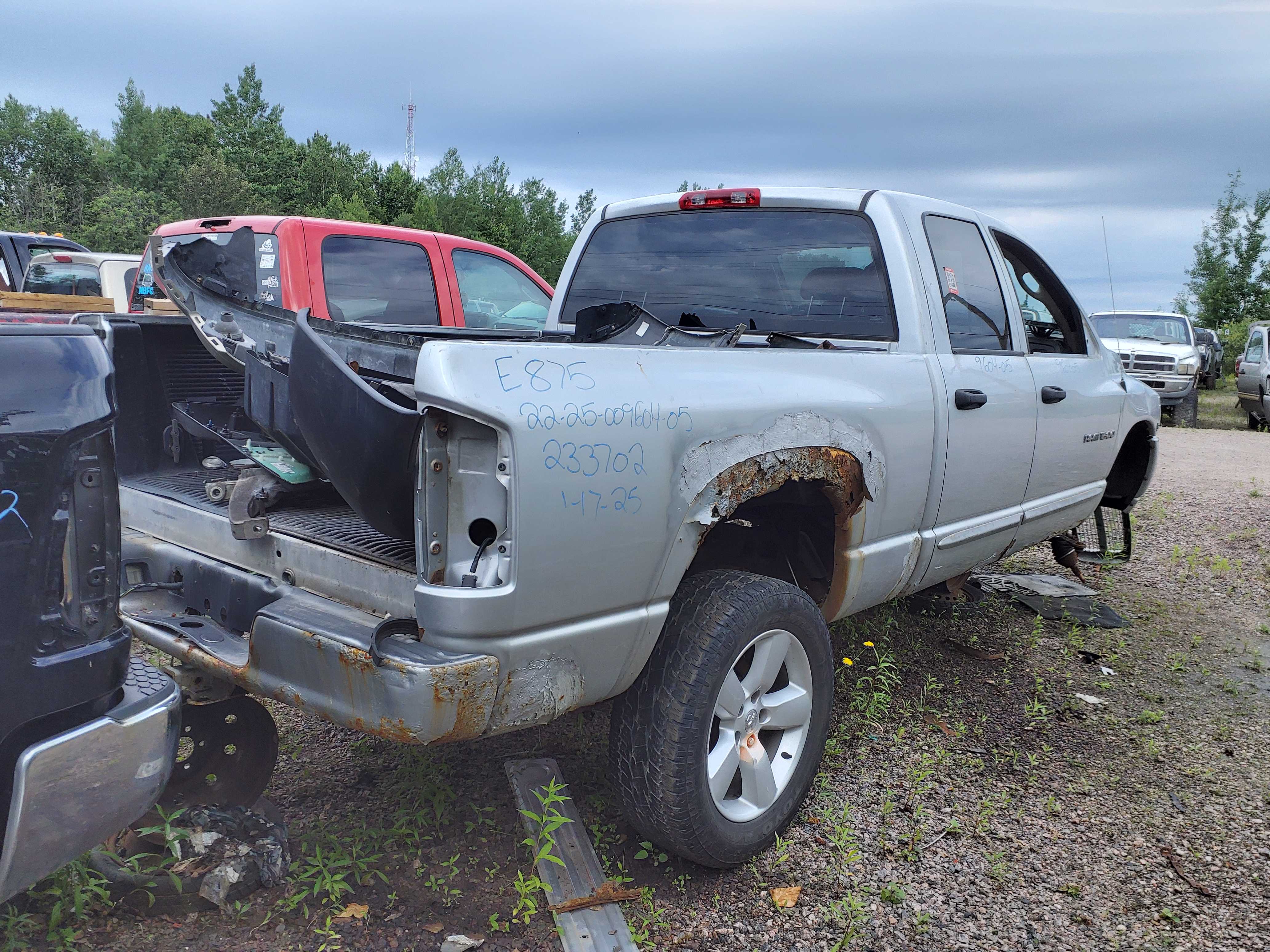 DODGE RAM 1500 2005