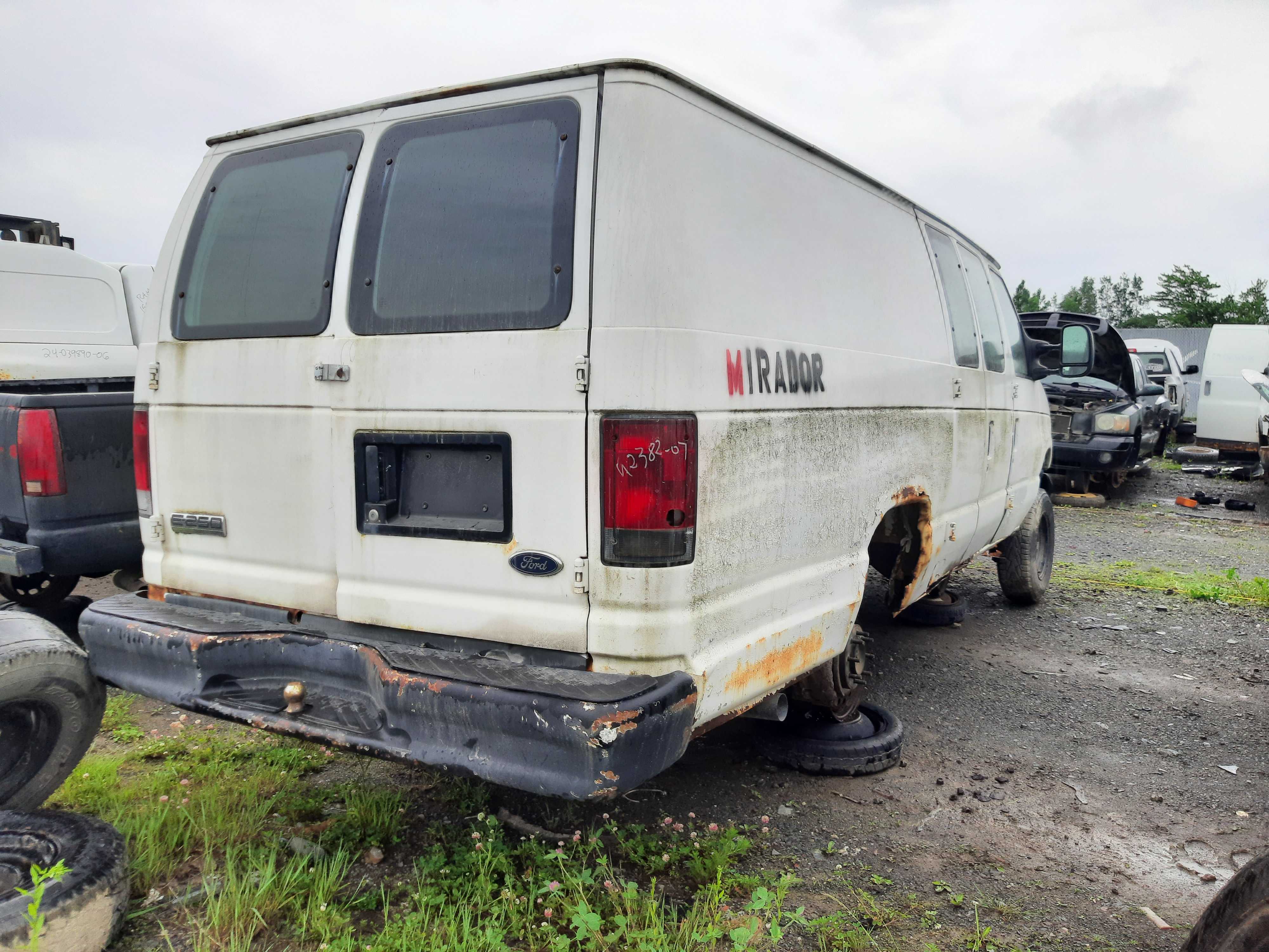 FORD ECONOLINE 2007