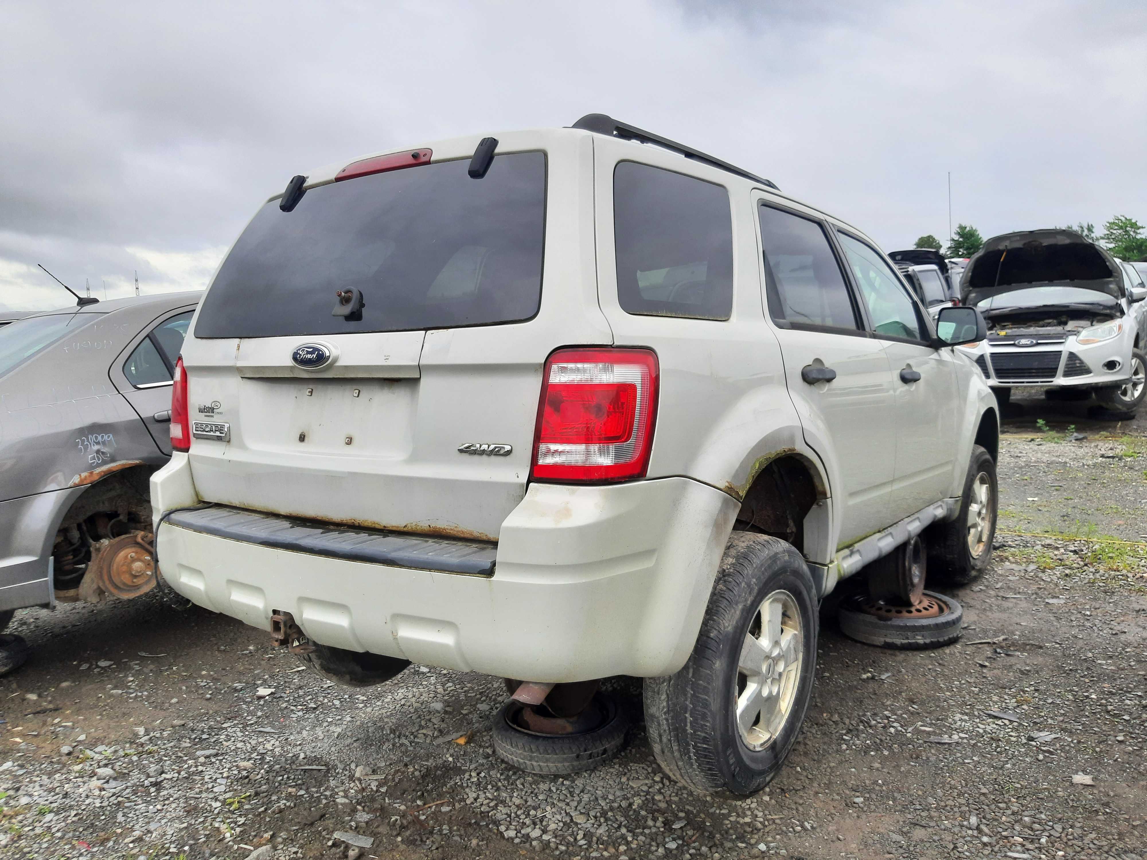 FORD ESCAPE 2009