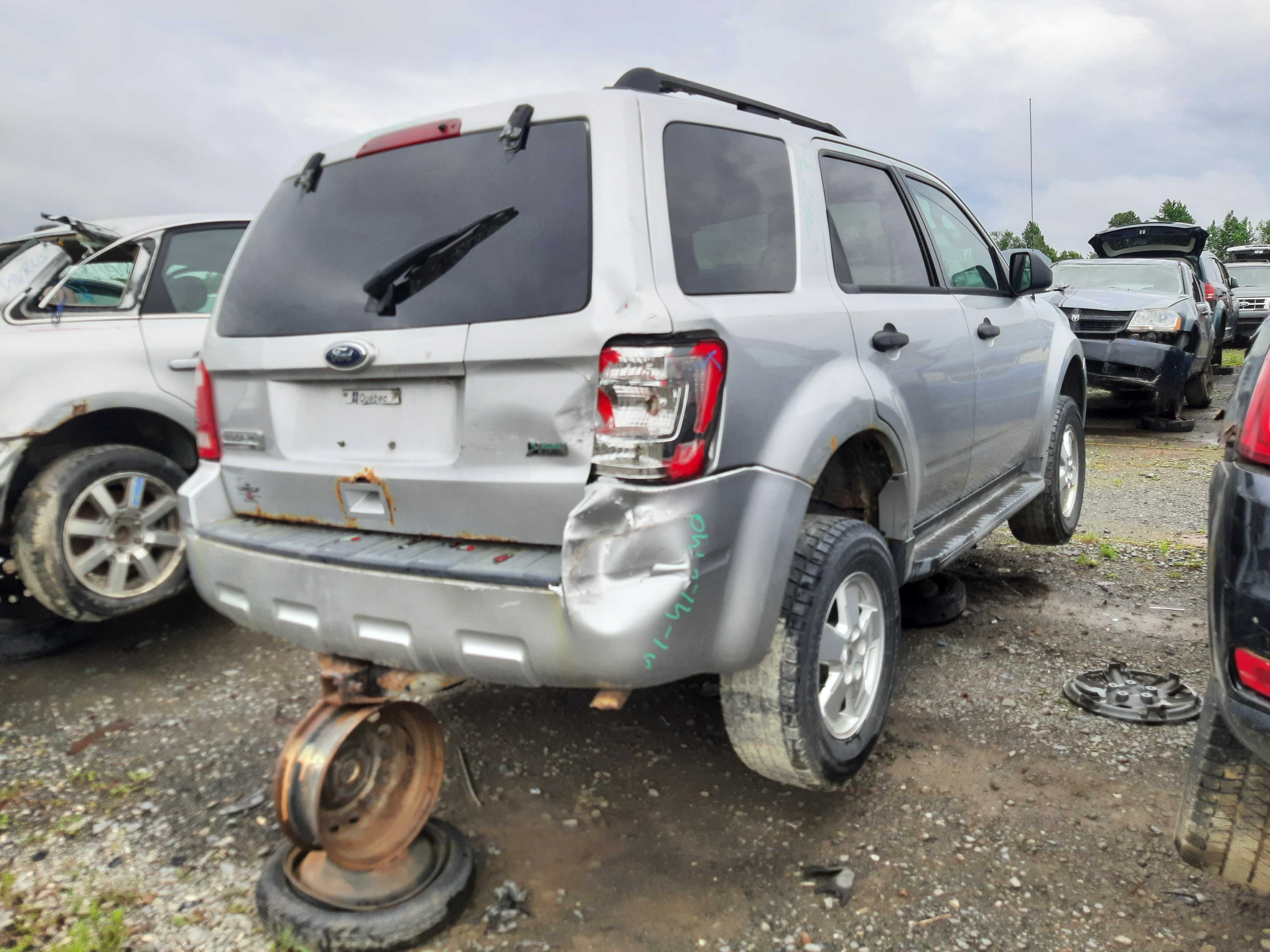 FORD ESCAPE 2010