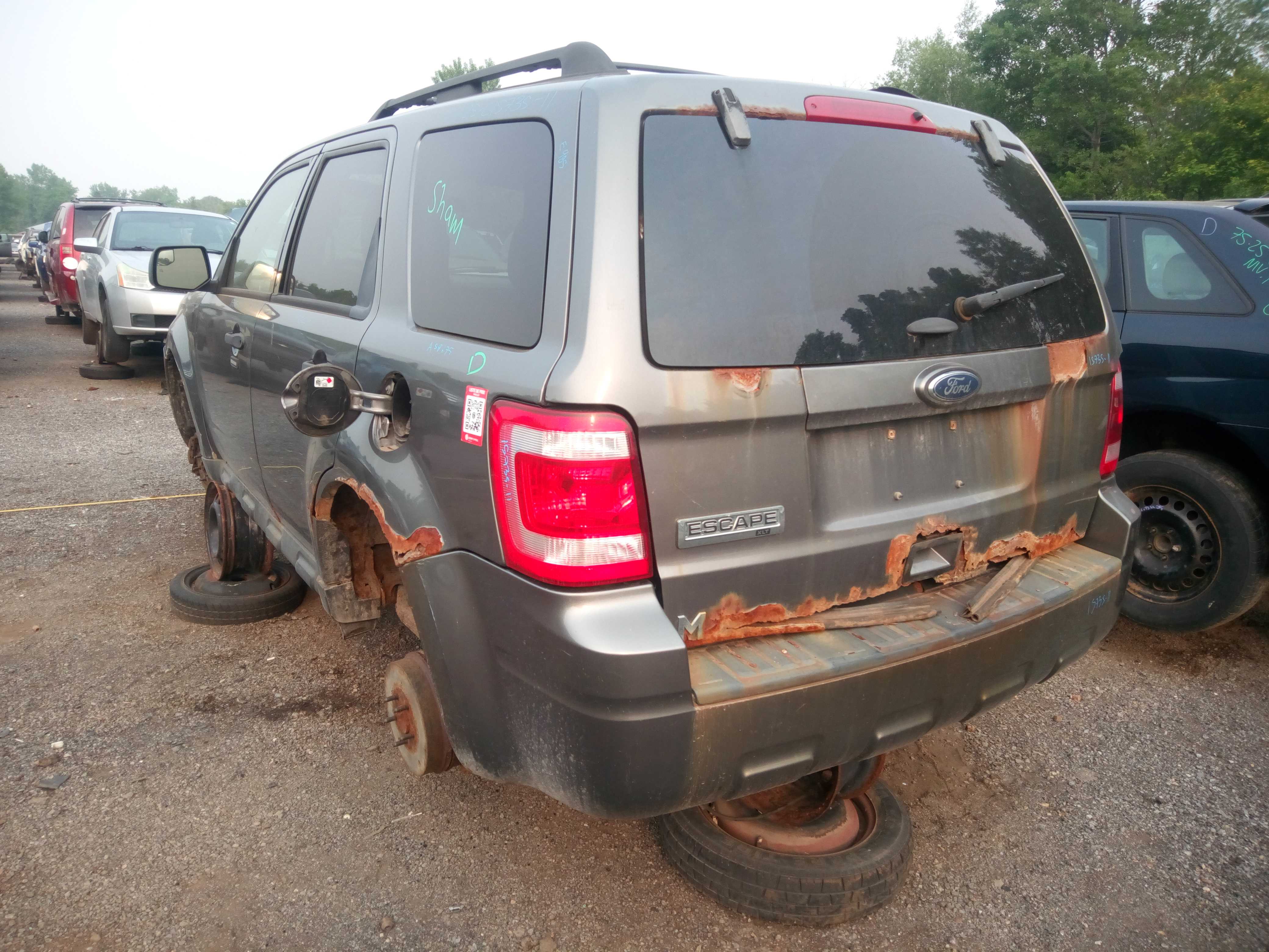 FORD ESCAPE 2011