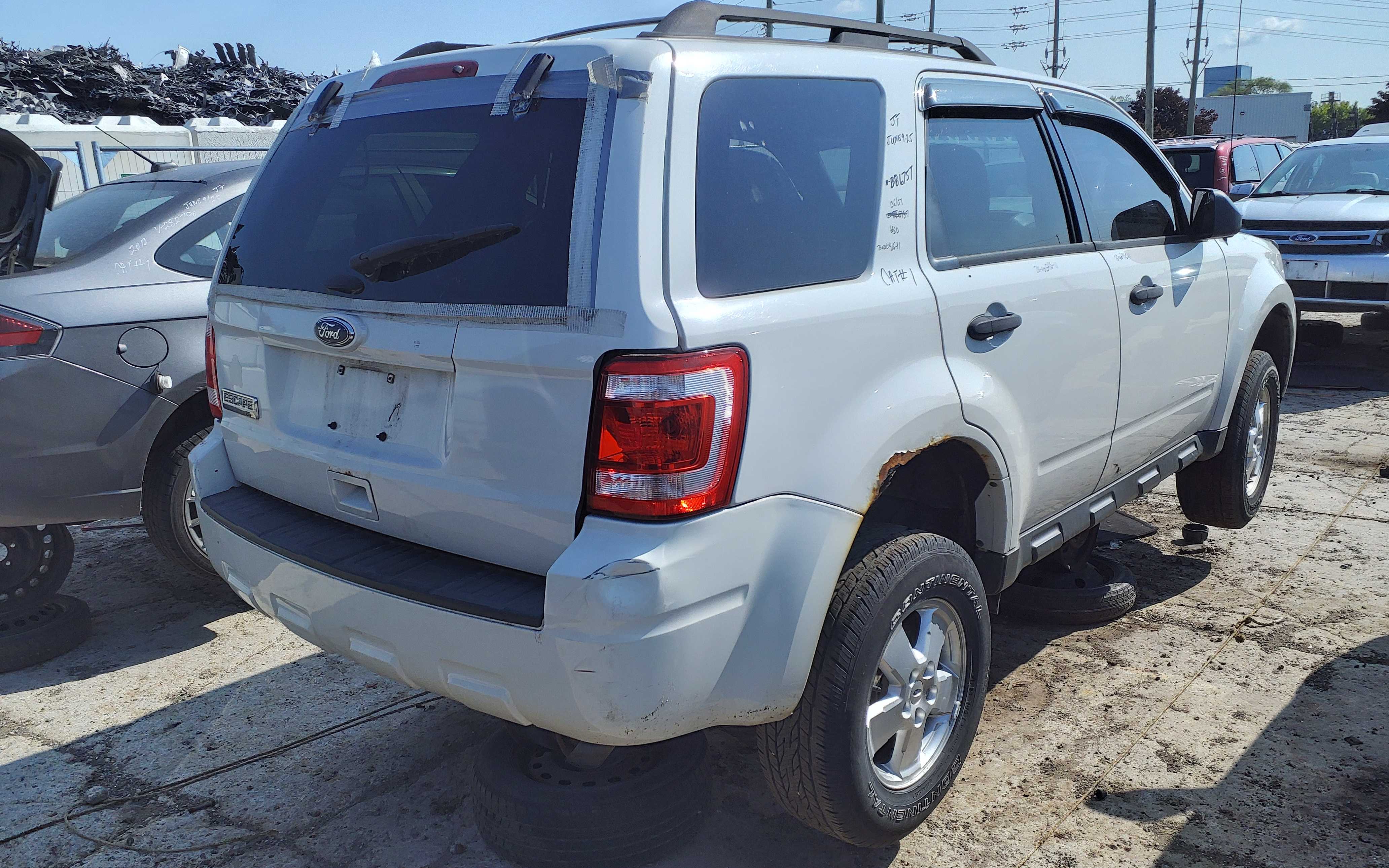 FORD ESCAPE 2011