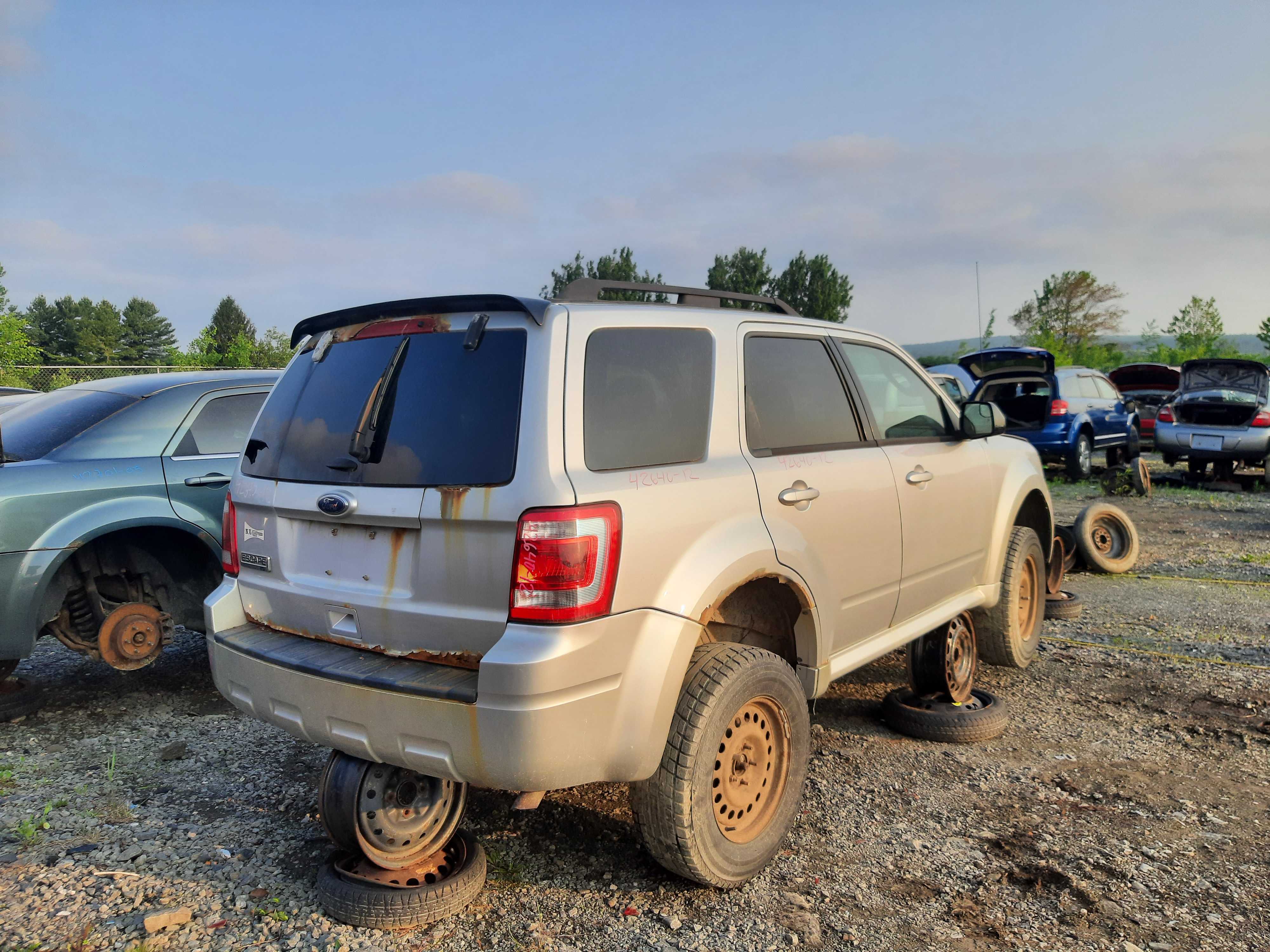 FORD ESCAPE 2012