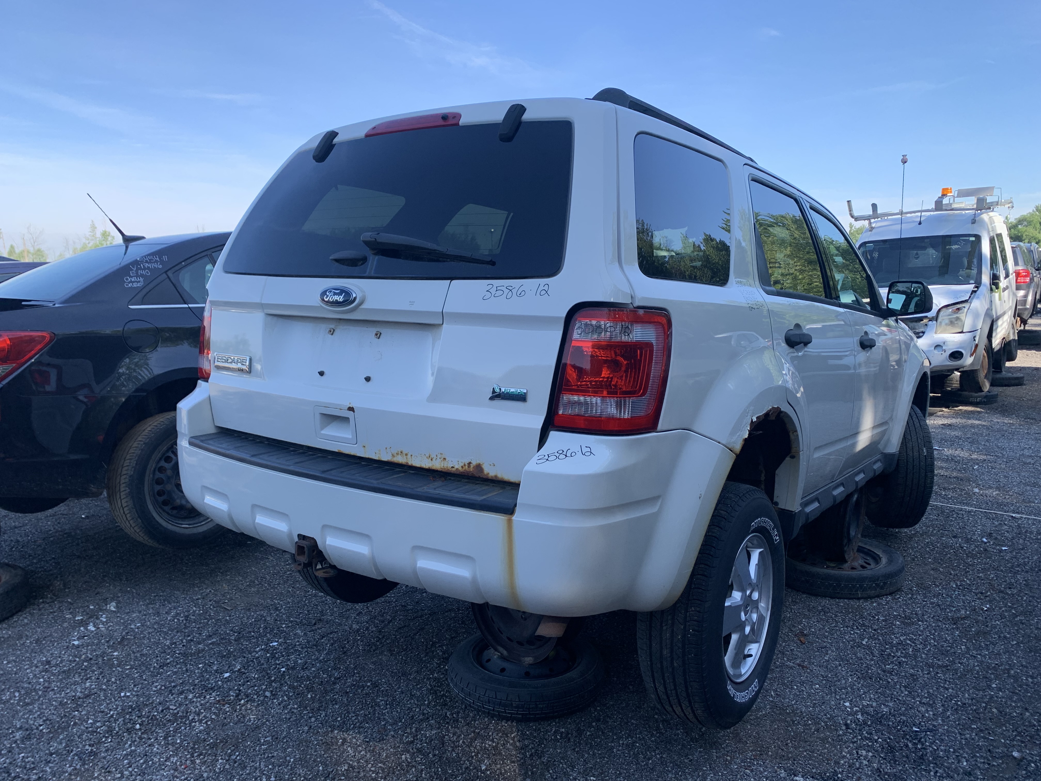 FORD ESCAPE 2012