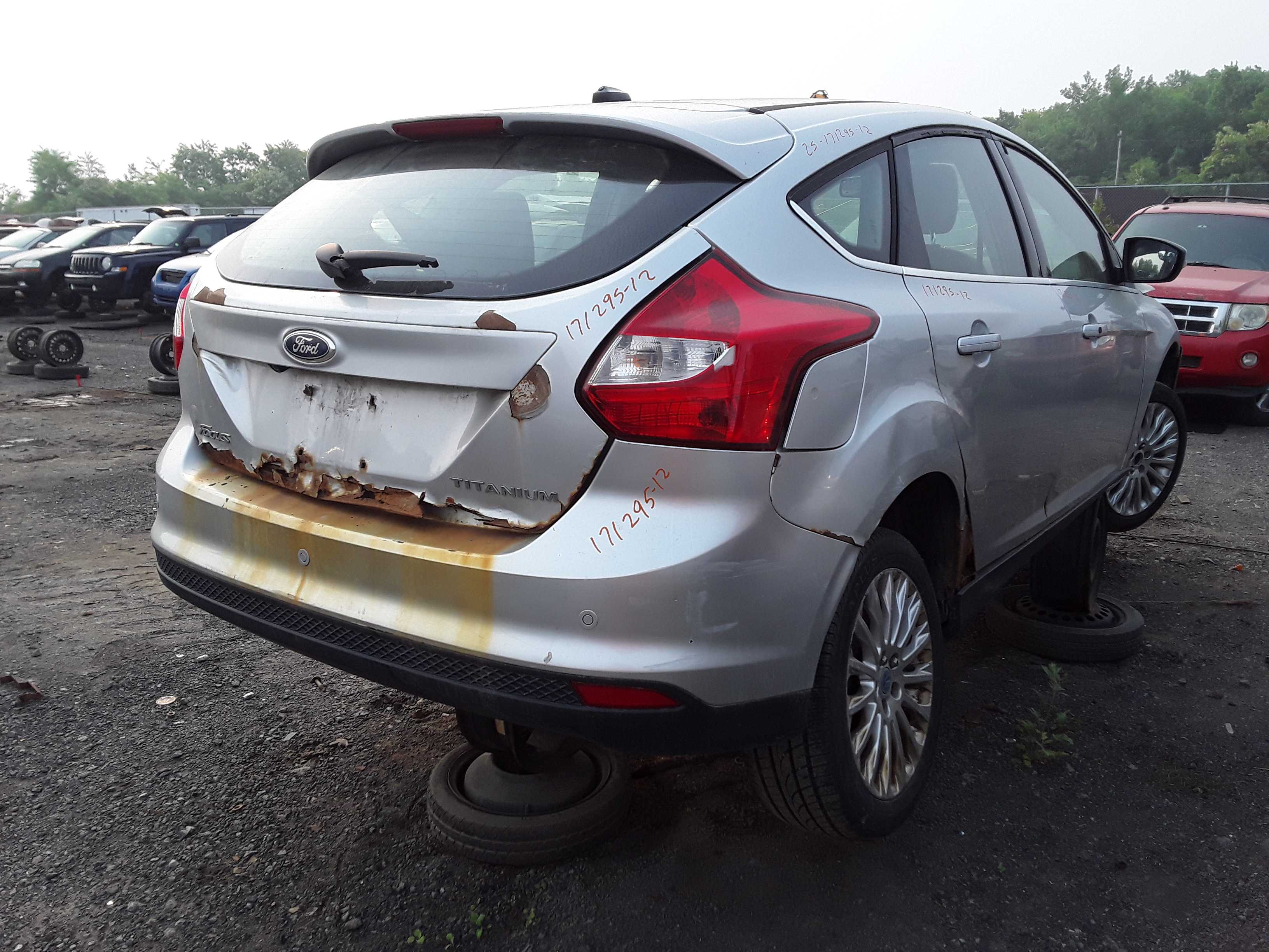 FORD FOCUS 2012
