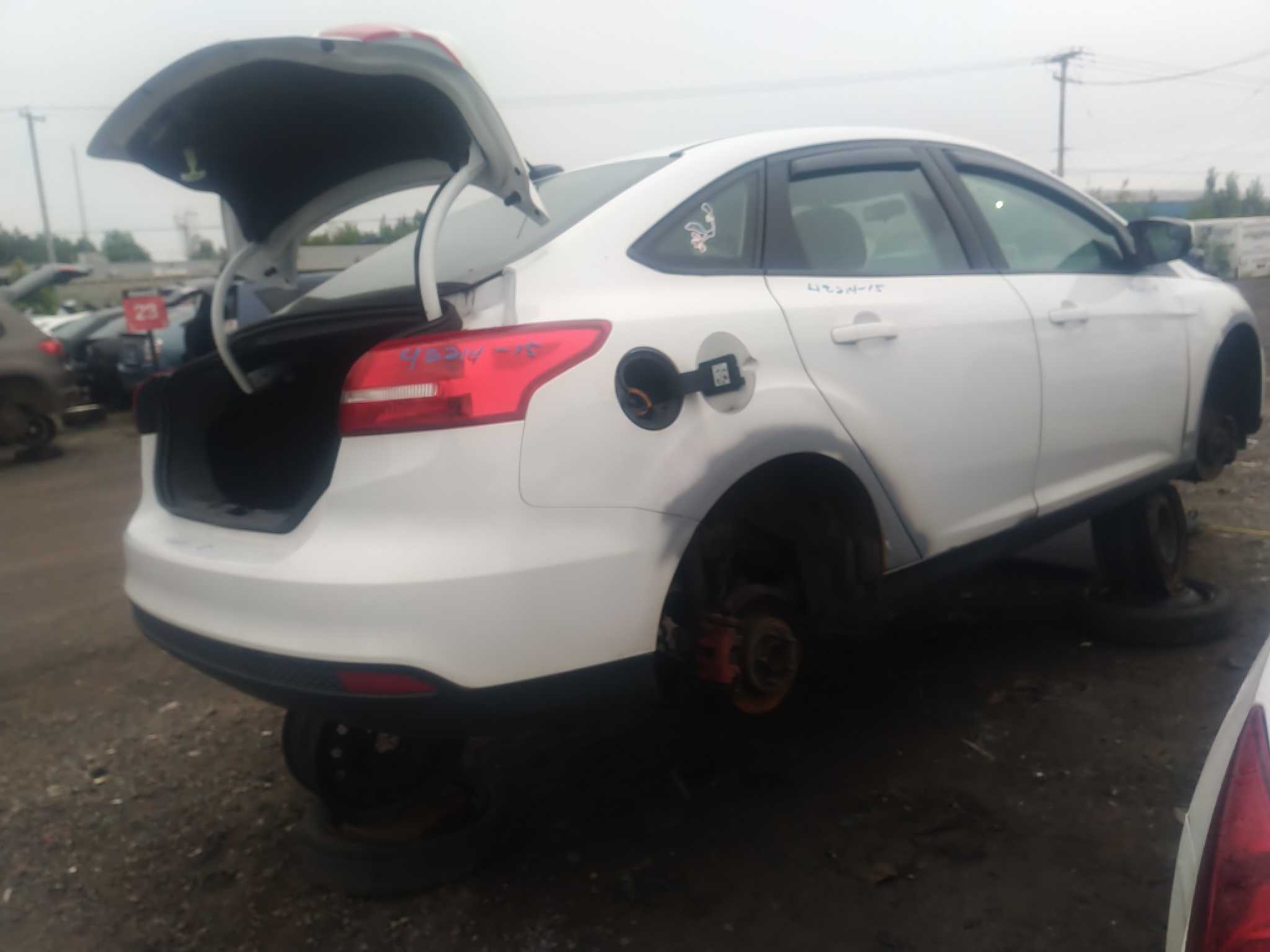 FORD FOCUS 2015