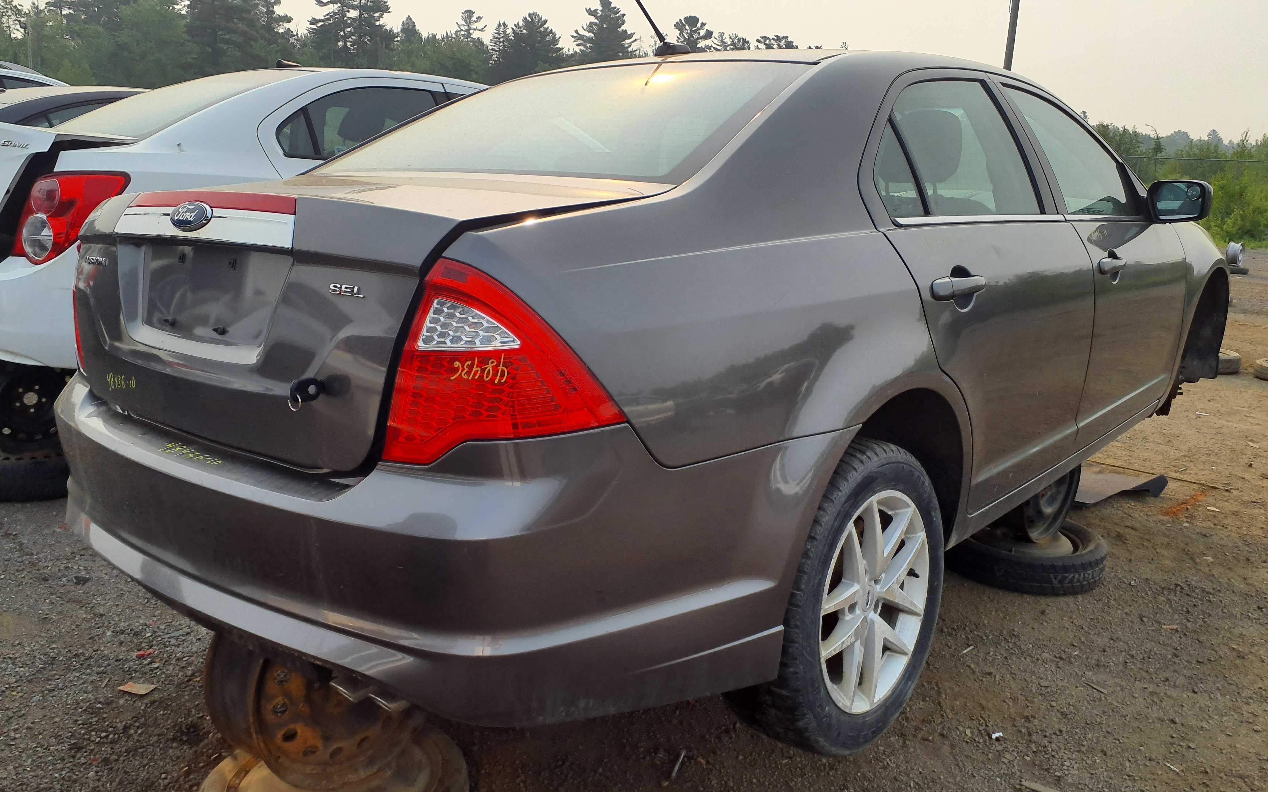 FORD FUSION 2010